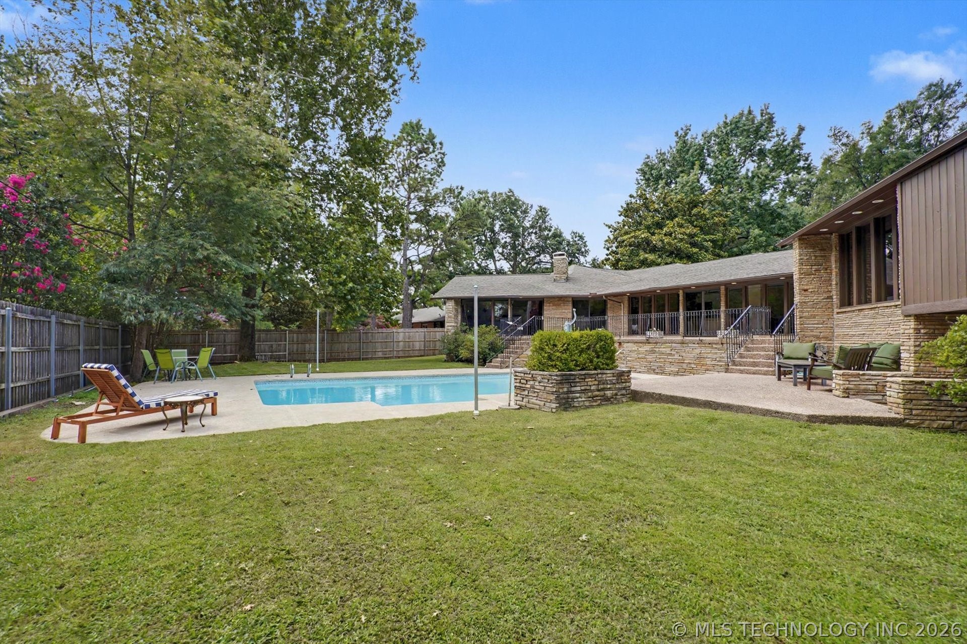 3215 S Evanston Avenue Property Photo 50