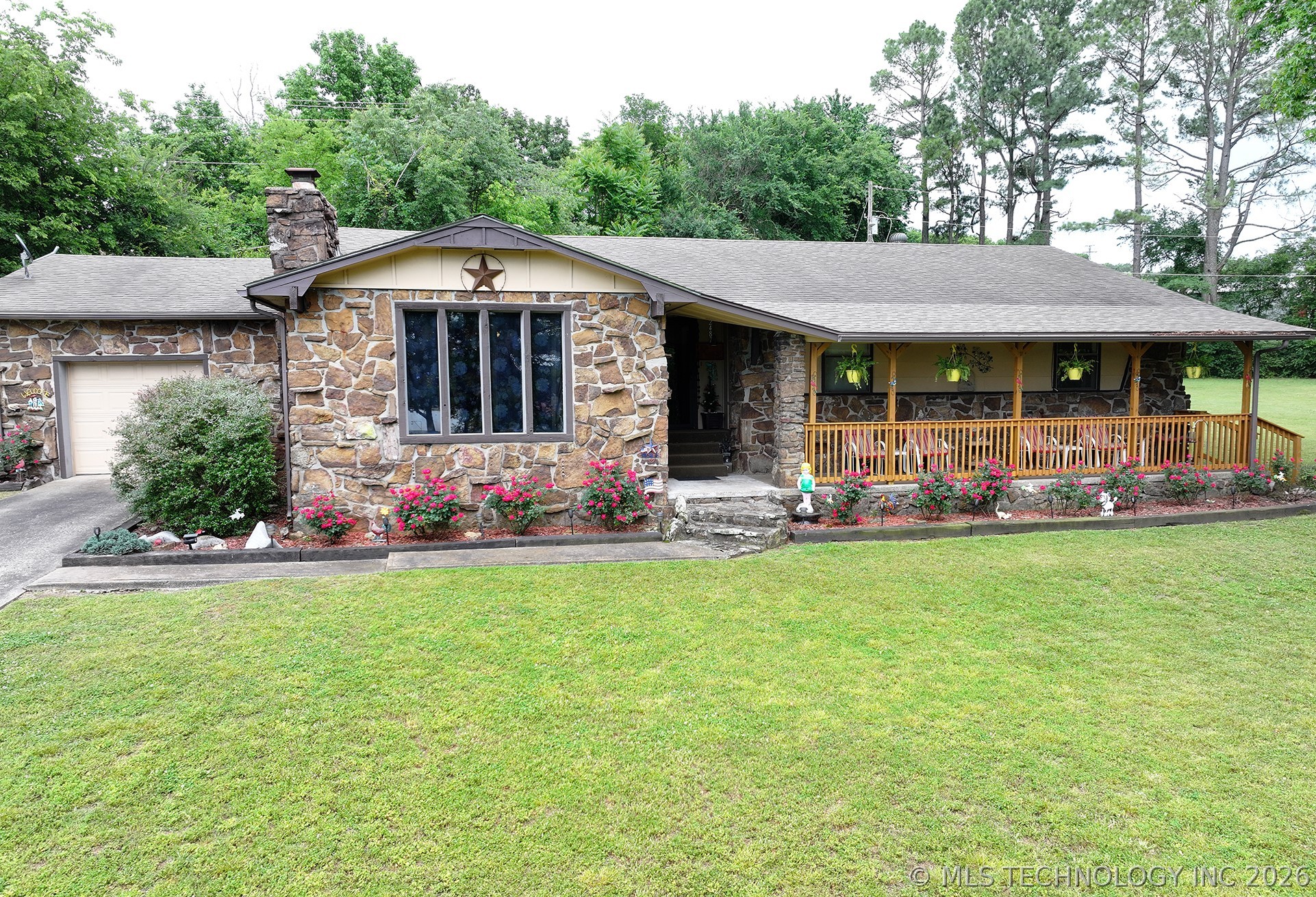 2487 S Muskogee Property Photo 4