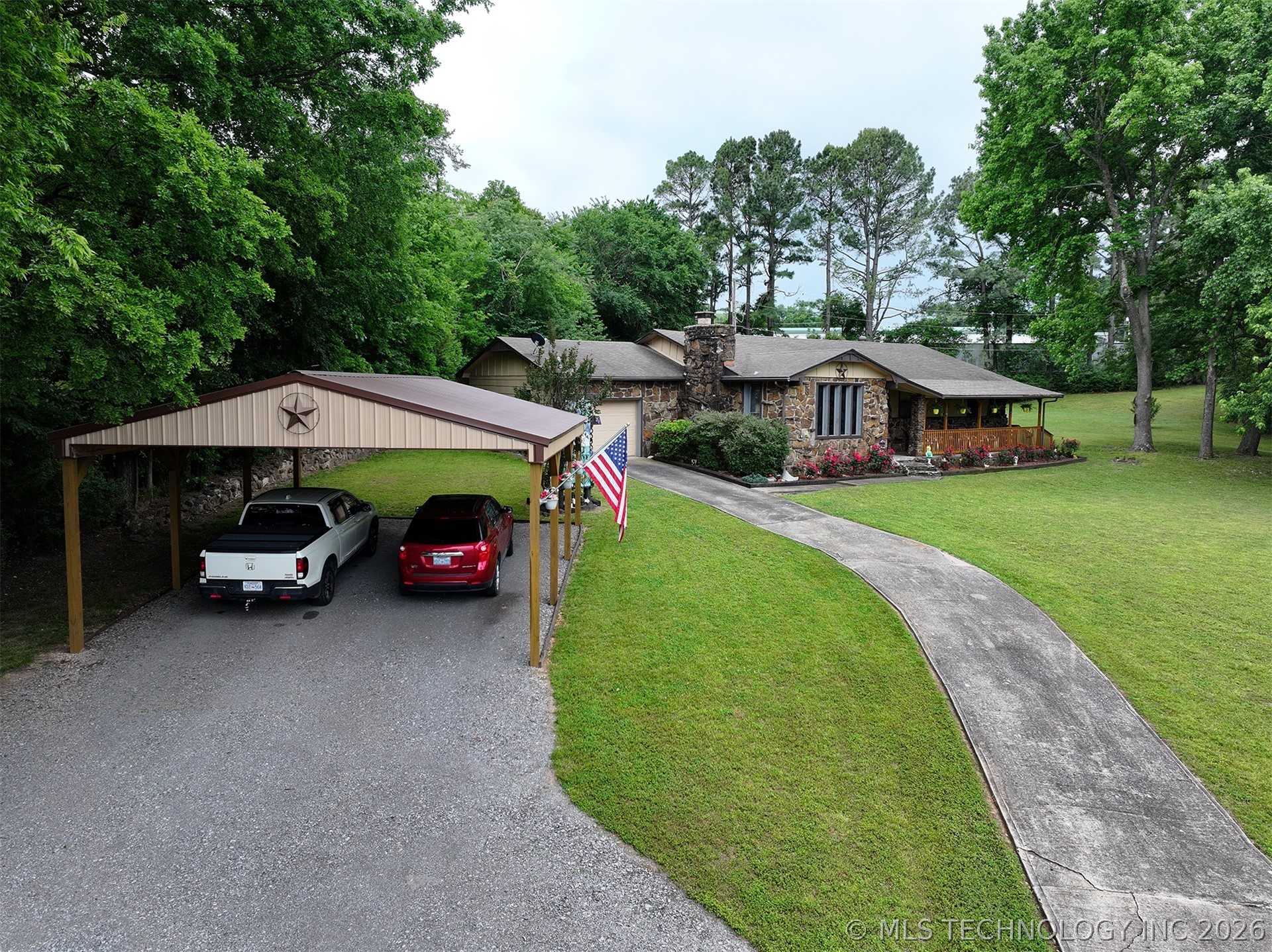 2487 S Muskogee Property Photo 5