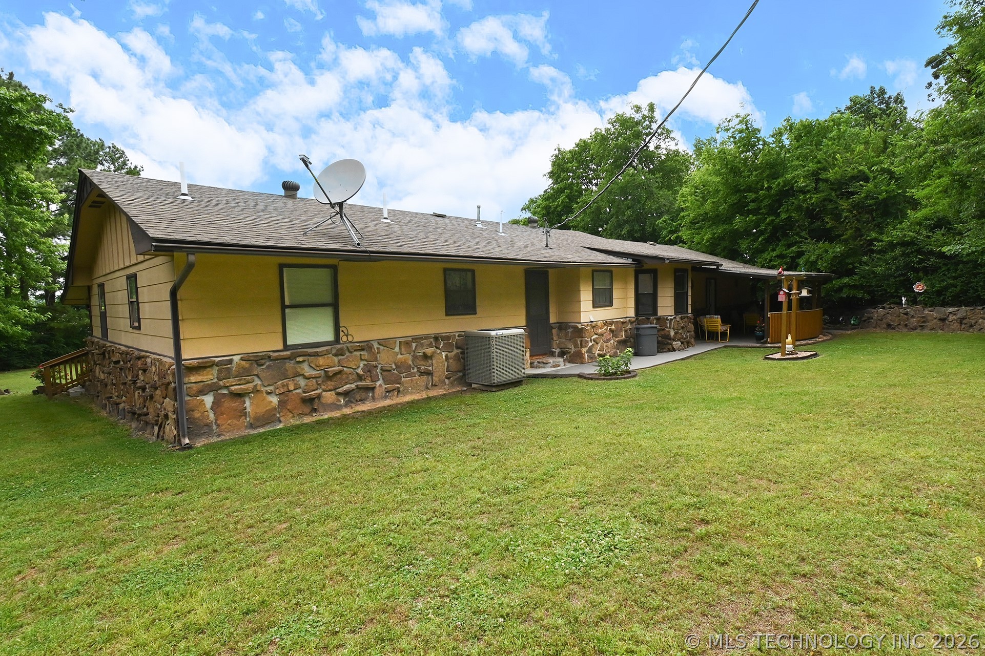 2487 S Muskogee Property Photo 17