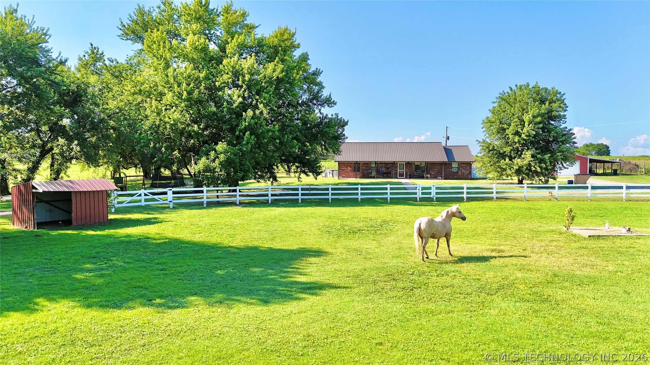 40228 E County Road 1219 Property Photo 1