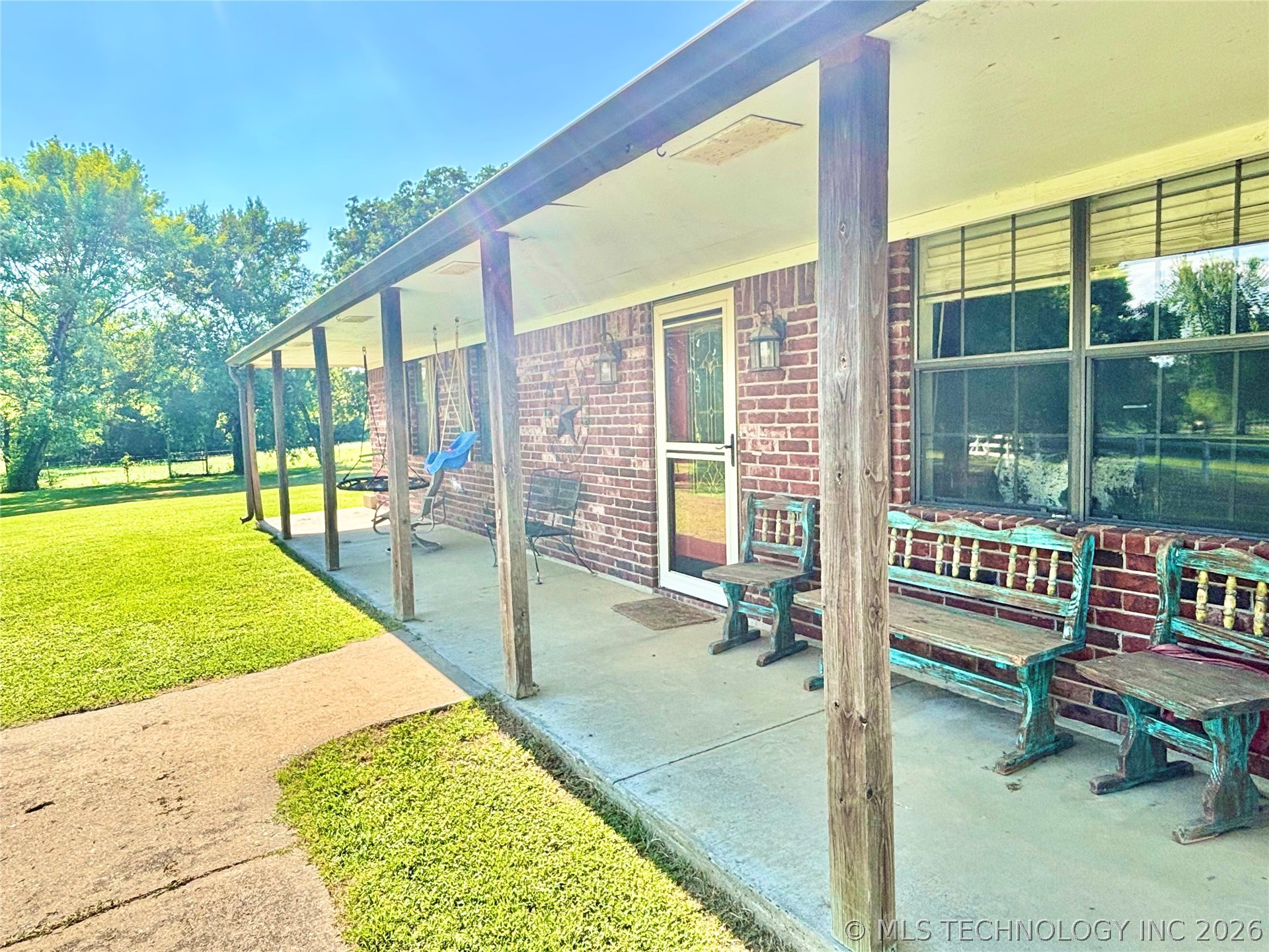 40228 E County Road 1219 Property Photo 4
