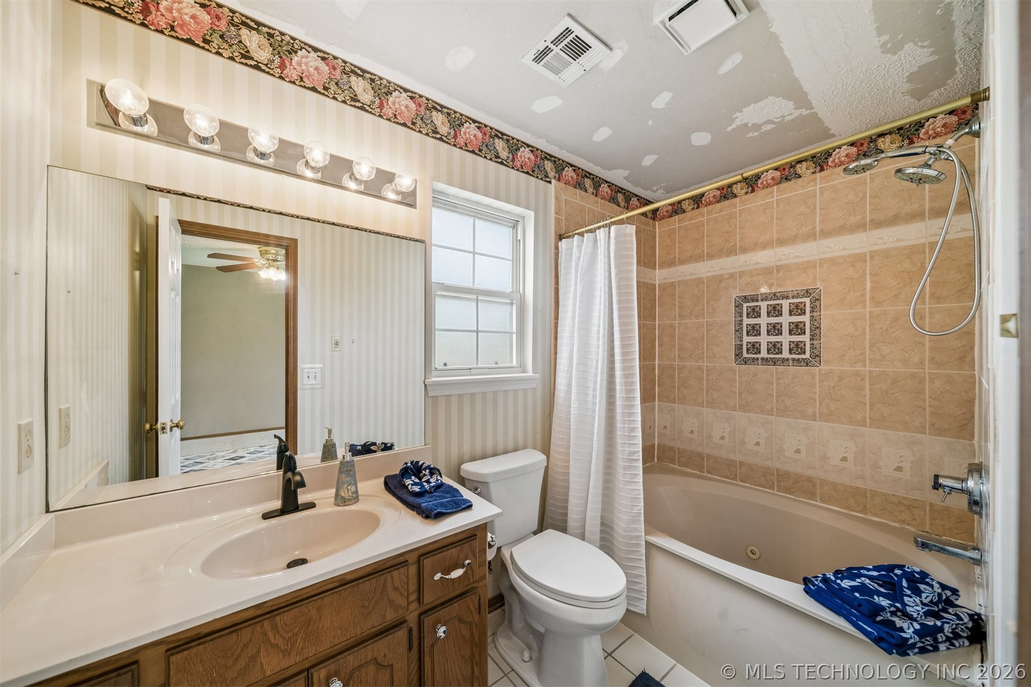 996 N Douglas Drive Property Photo 16