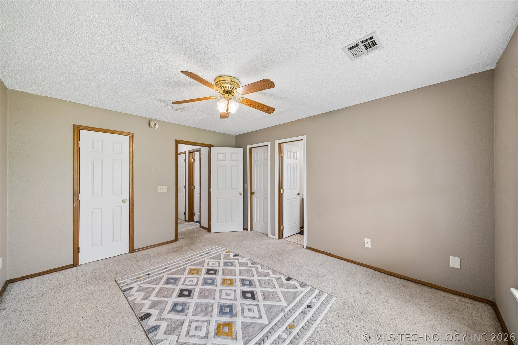 996 N Douglas Drive Property Photo 17