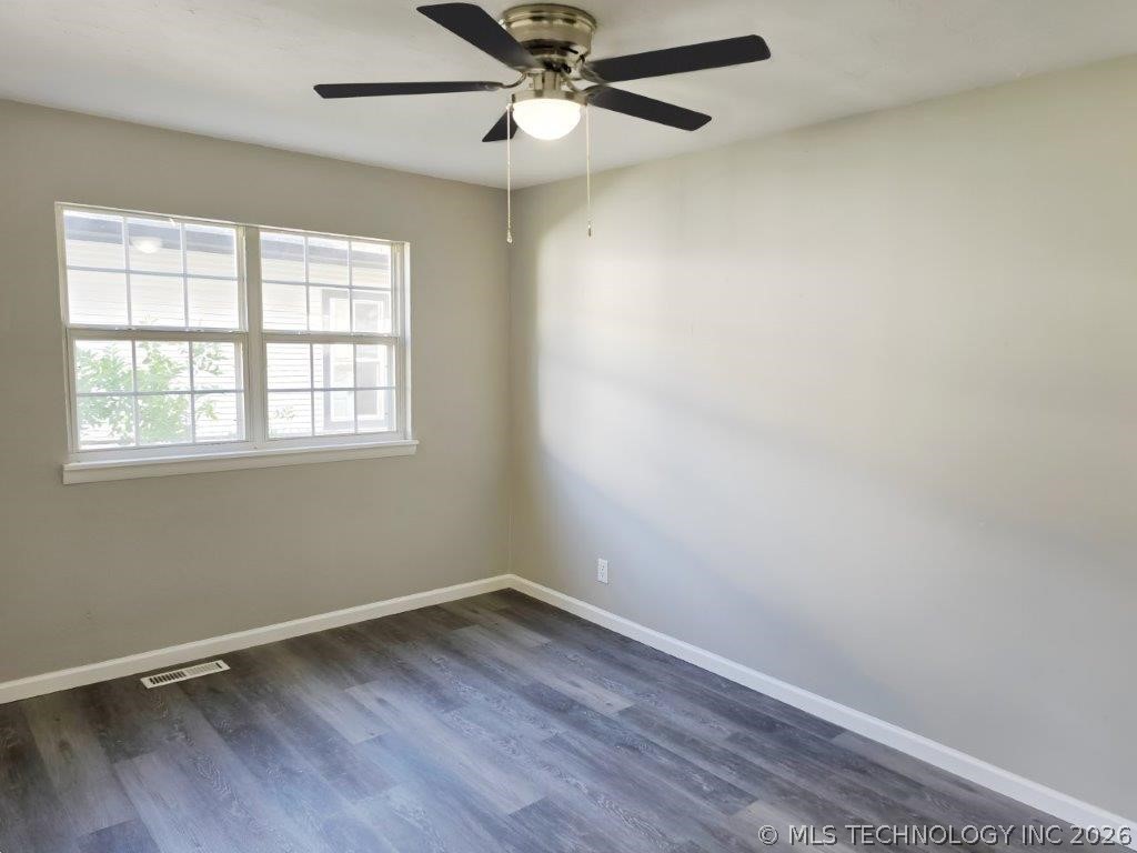 654 12th Avenue Nw Property Photo 6