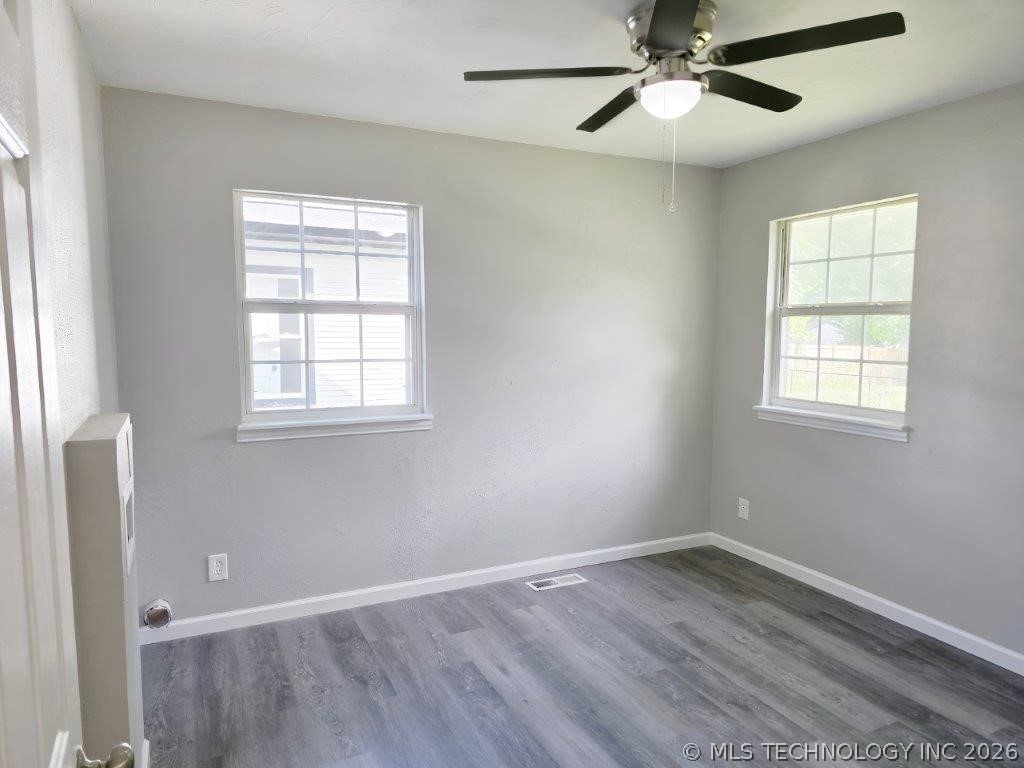 654 12th Avenue Nw Property Photo 12