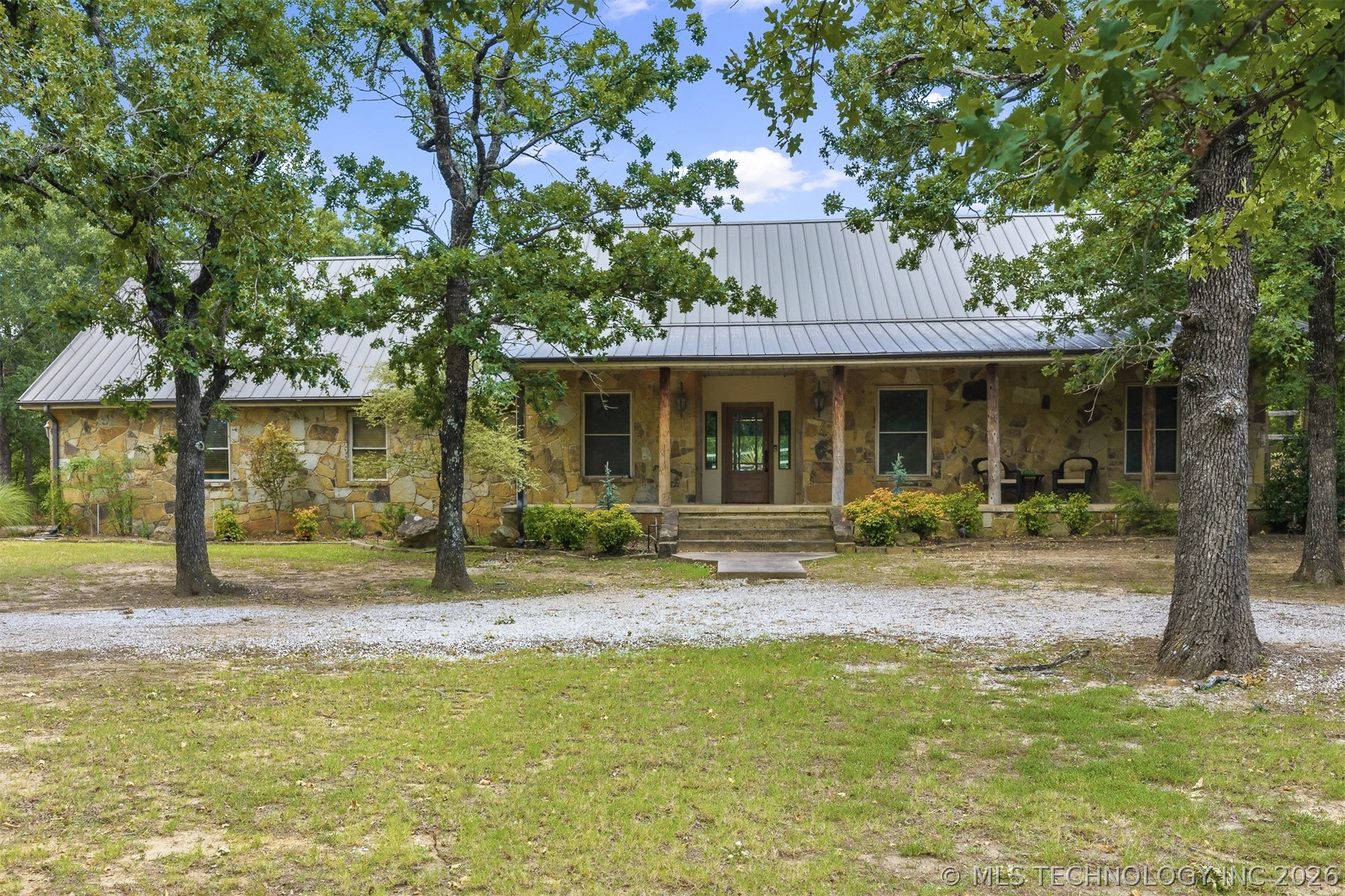 780 Rickets Lane Property Photo 2