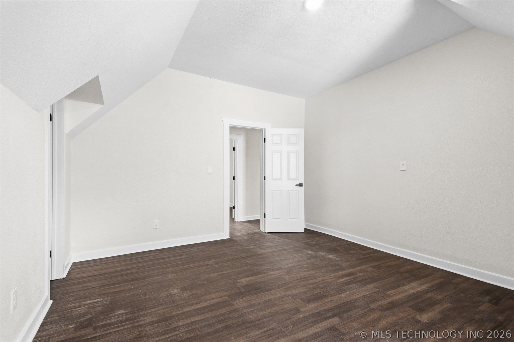 114 E Vinita Property Photo 25
