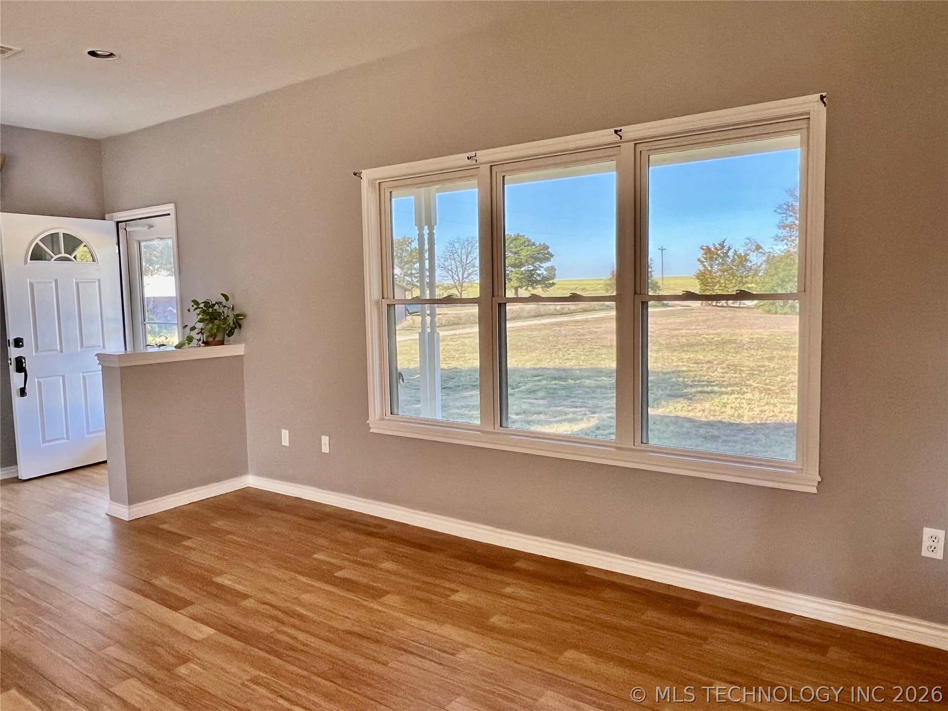 5856 S Highway 377 Property Photo 10