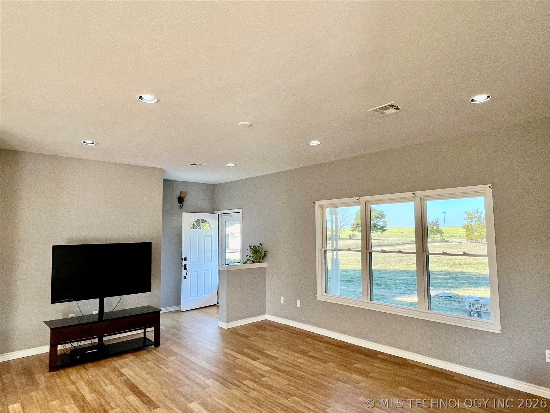 5856 S Highway 377 Property Photo 12