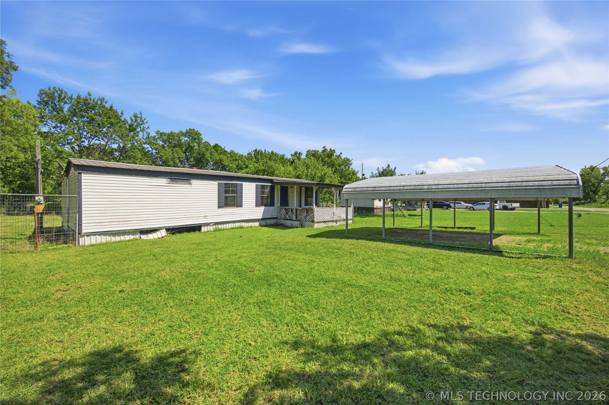 723 S Taylor Property Photo 1