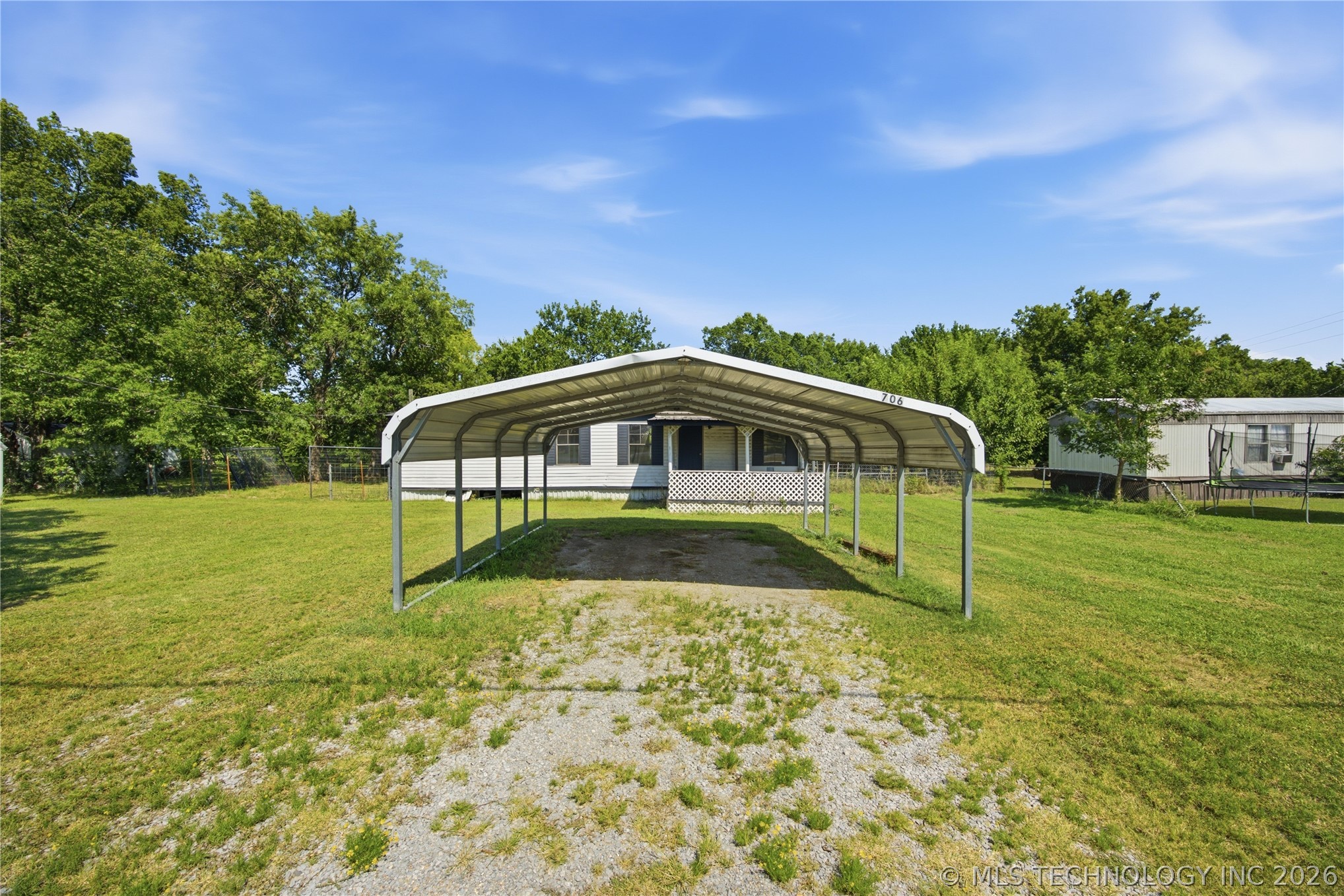 723 S Taylor Property Photo 3