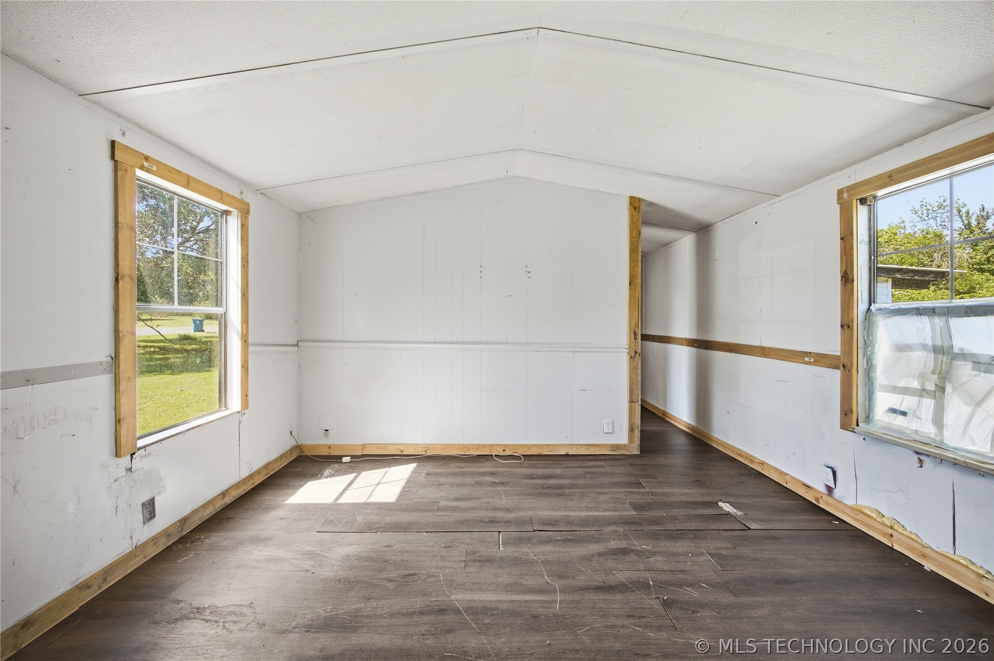 723 S Taylor Property Photo 6