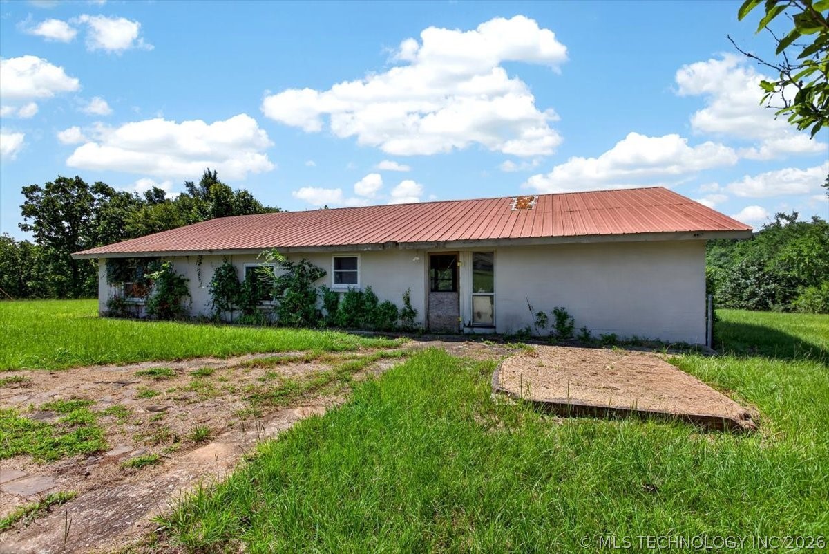 440213 E 1627 Property Photo 37