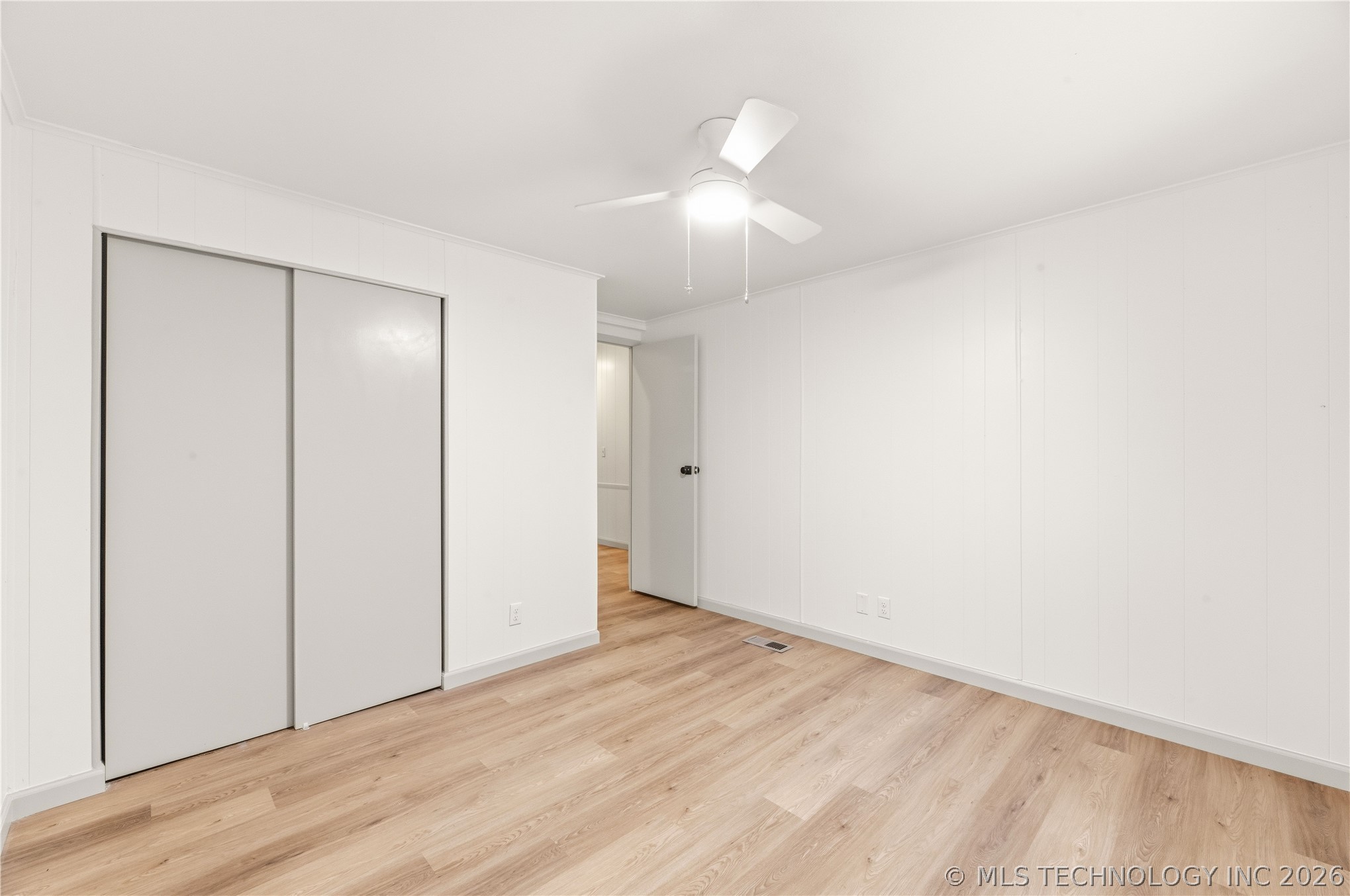 1115 S 284th East Avenue Property Photo 25