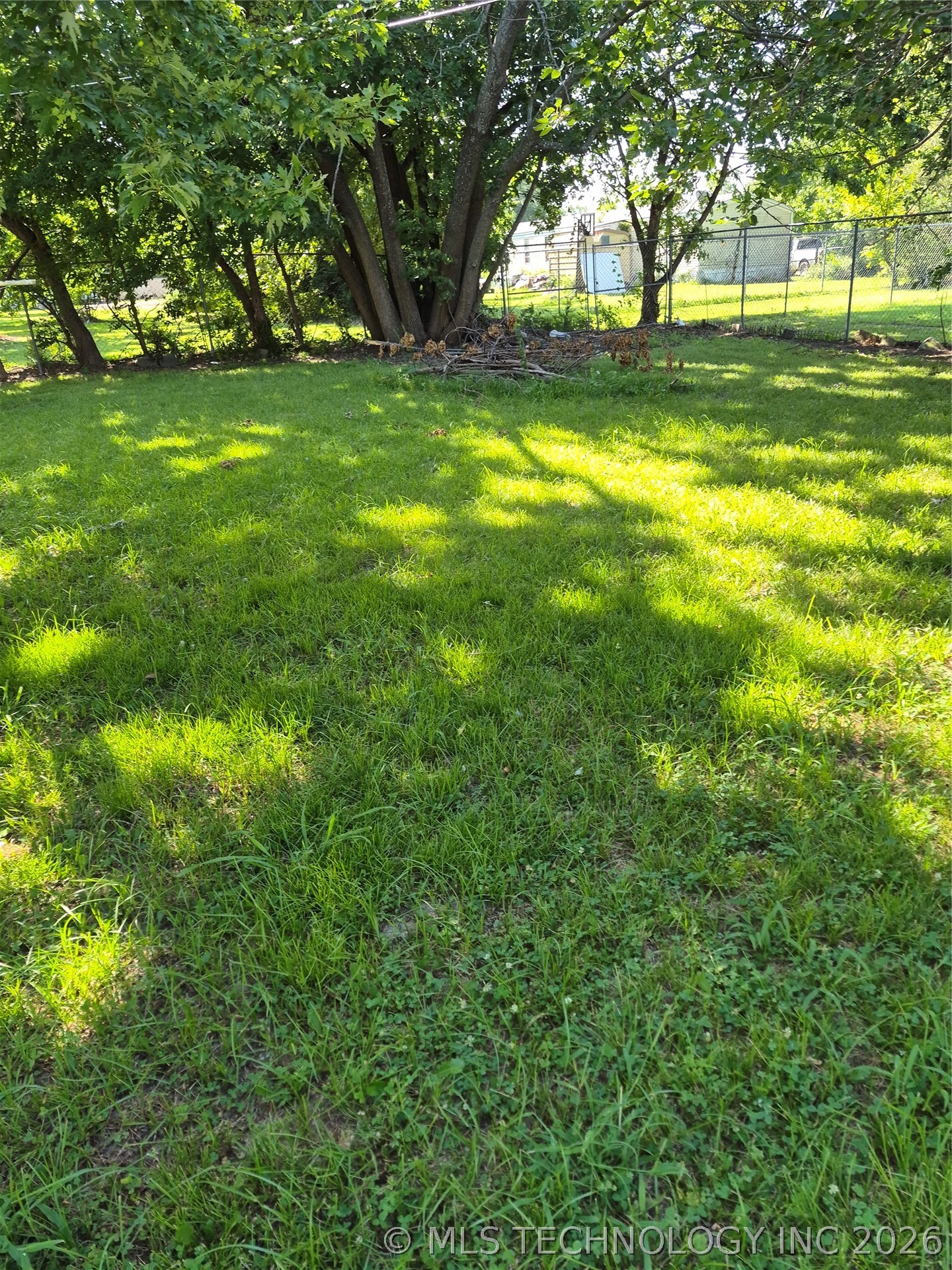 503 N Broadway Property Photo 5