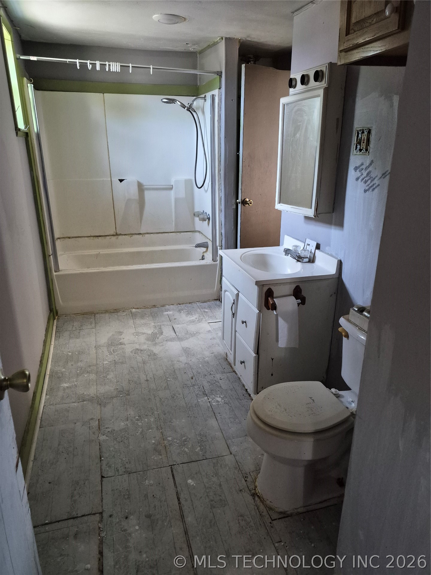503 N Broadway Property Photo 11
