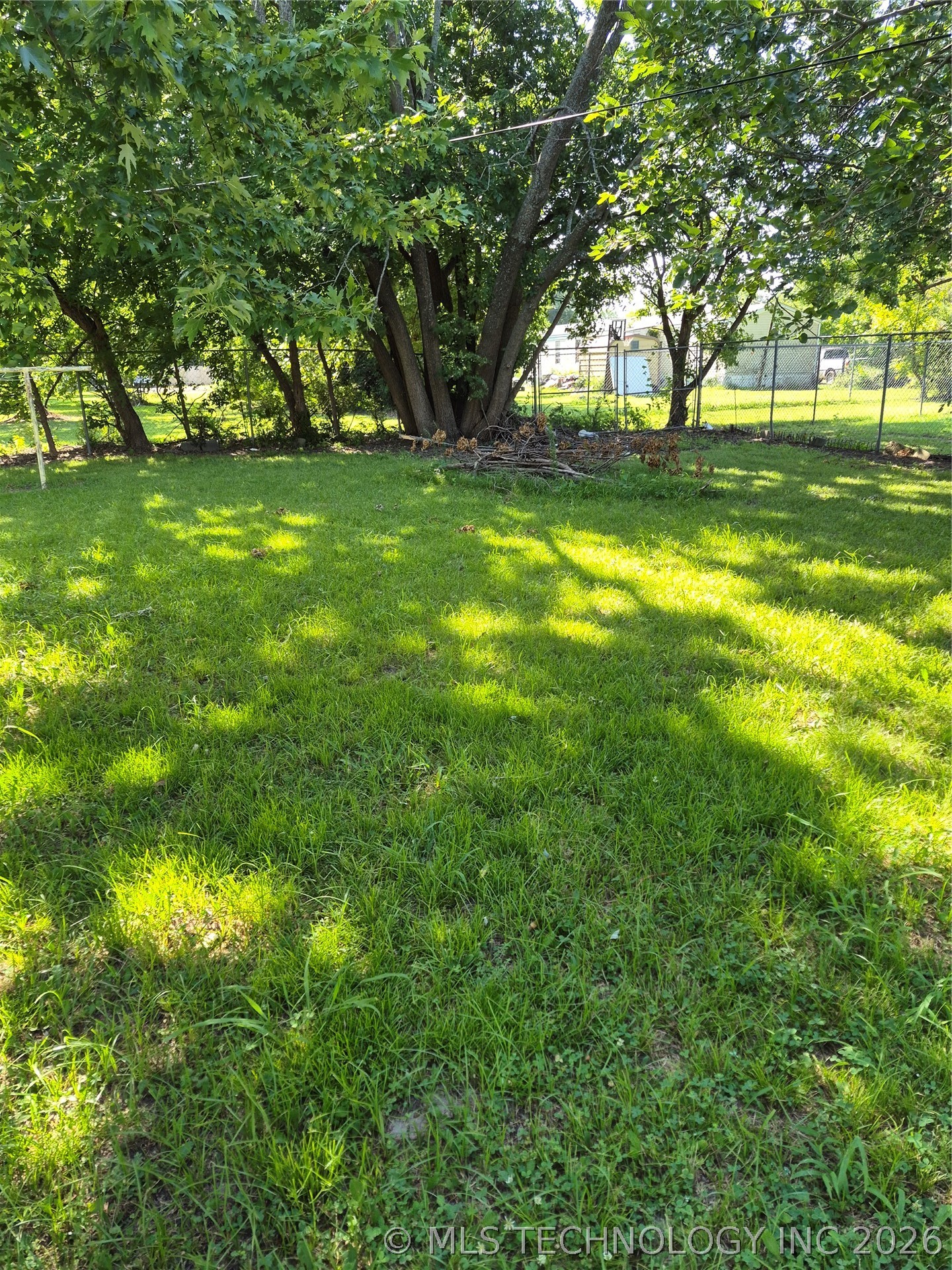 503 N Broadway Property Photo 17