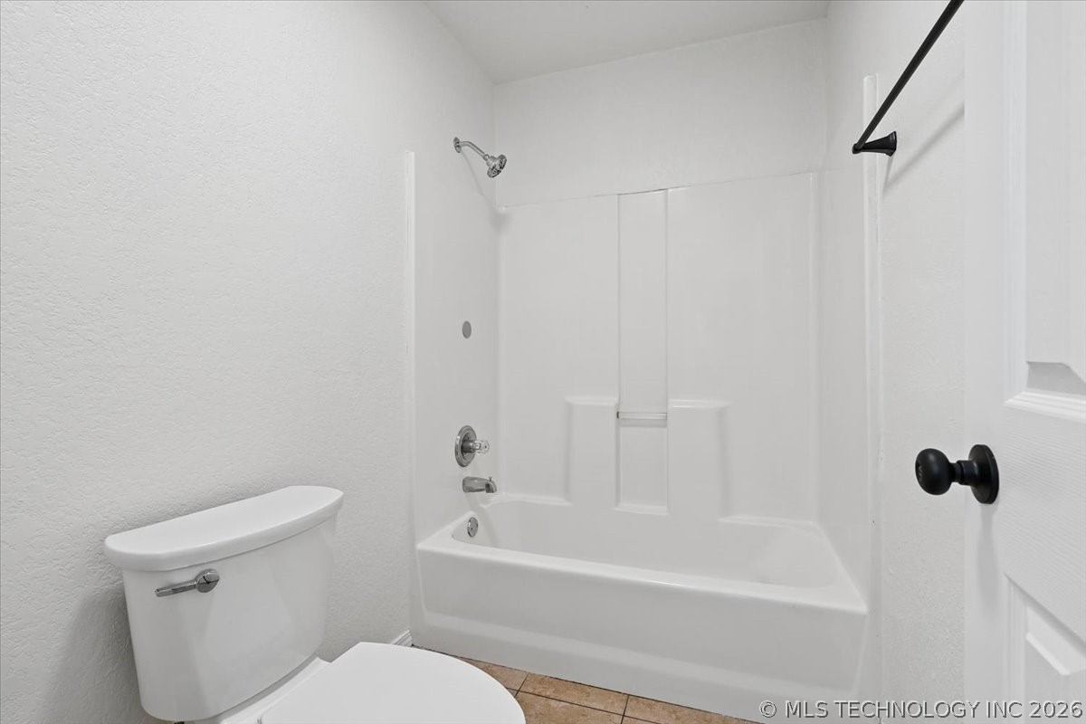10212 E 116th Place S Property Photo 38