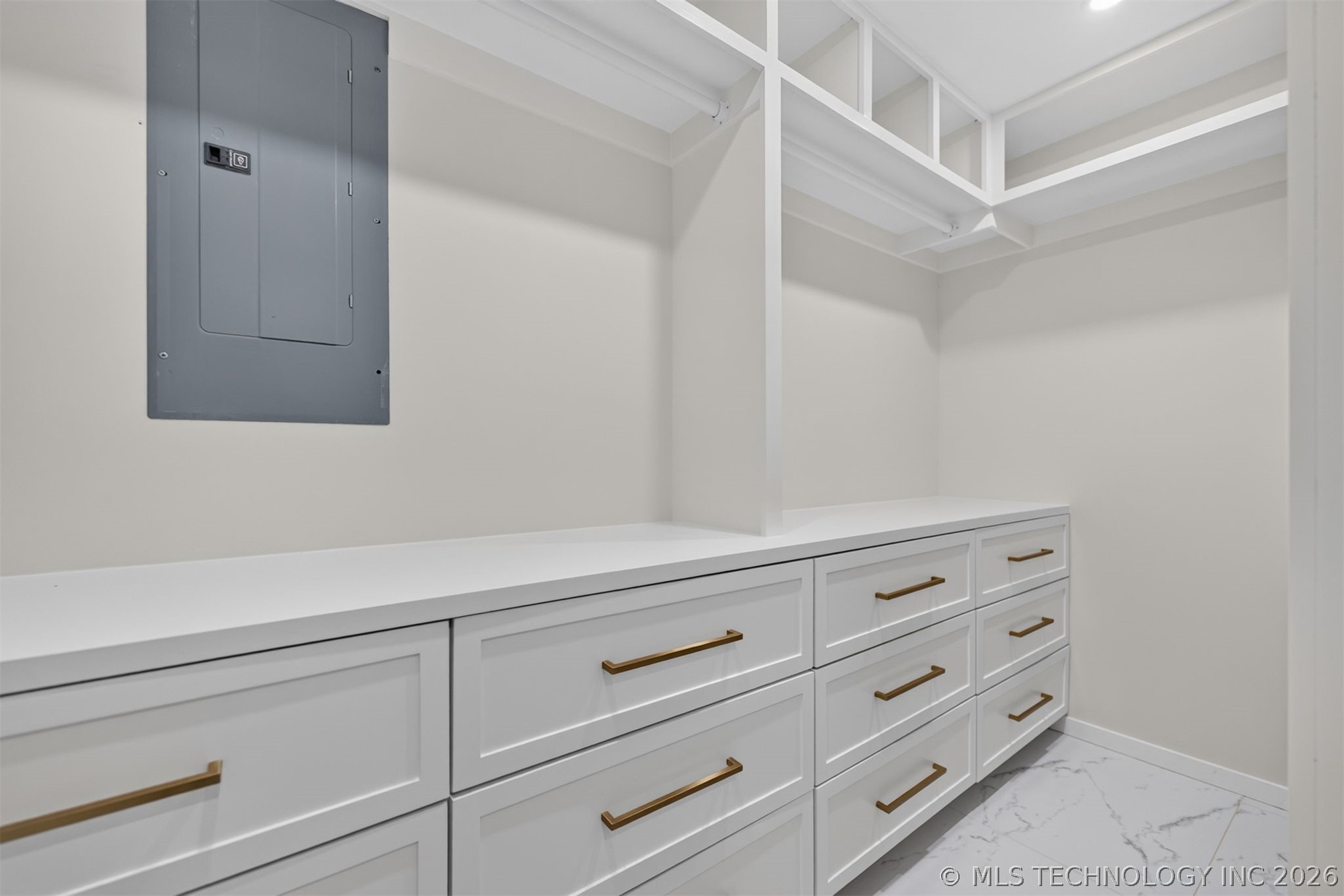 7725 S Quebec Avenue Property Photo 23