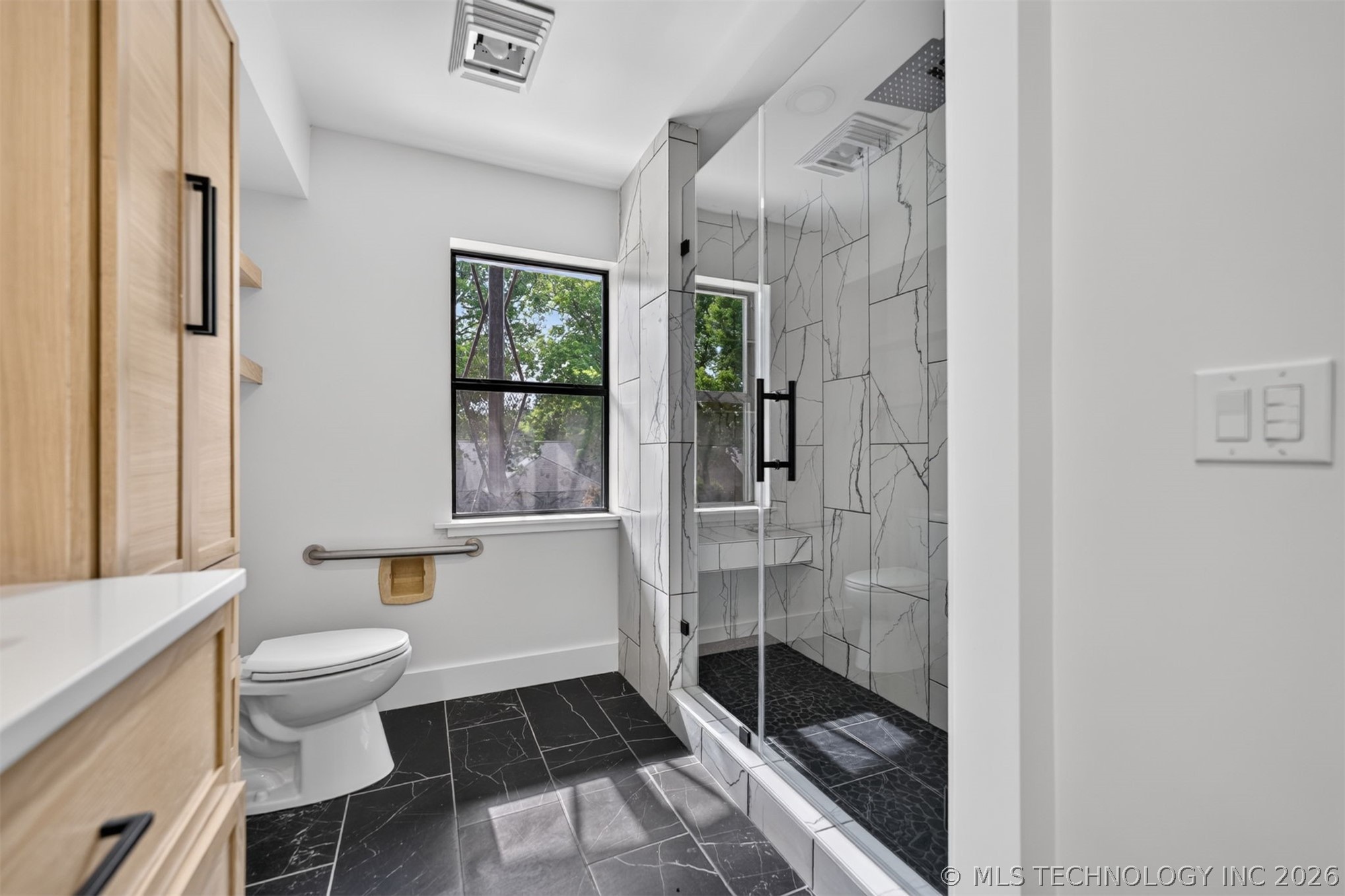 7725 S Quebec Avenue Property Photo 28