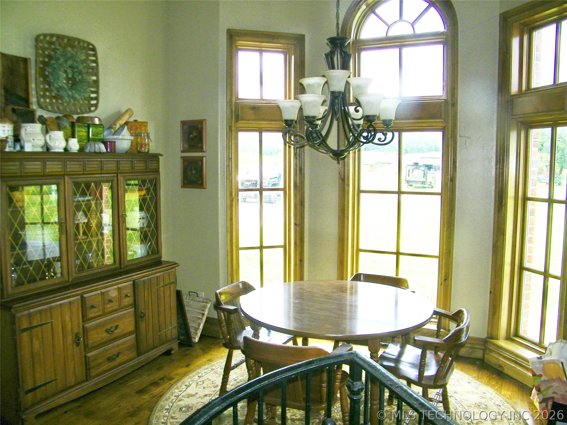 1200 Hickory Property Photo 16