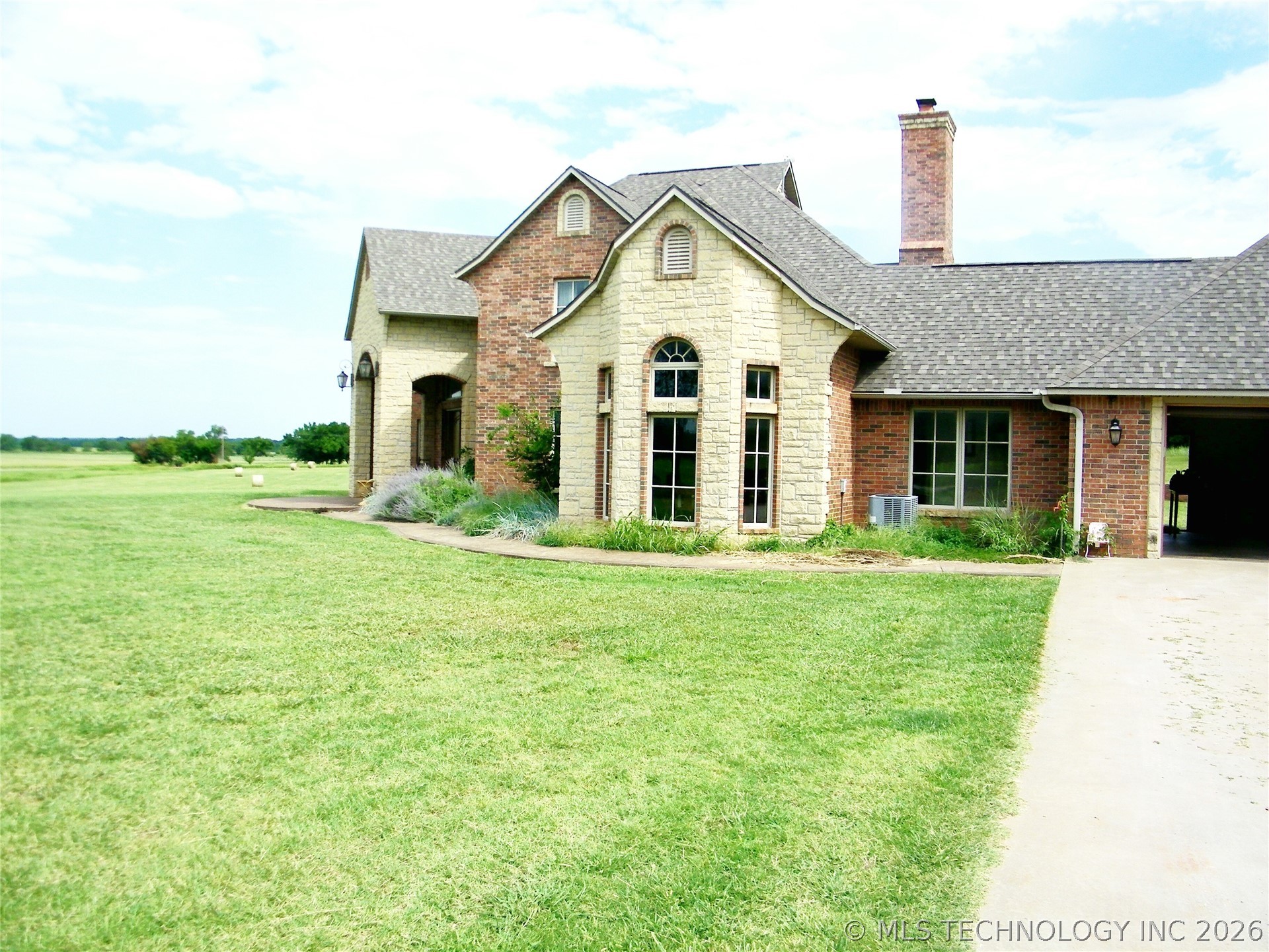 1200 Hickory Property Photo 53