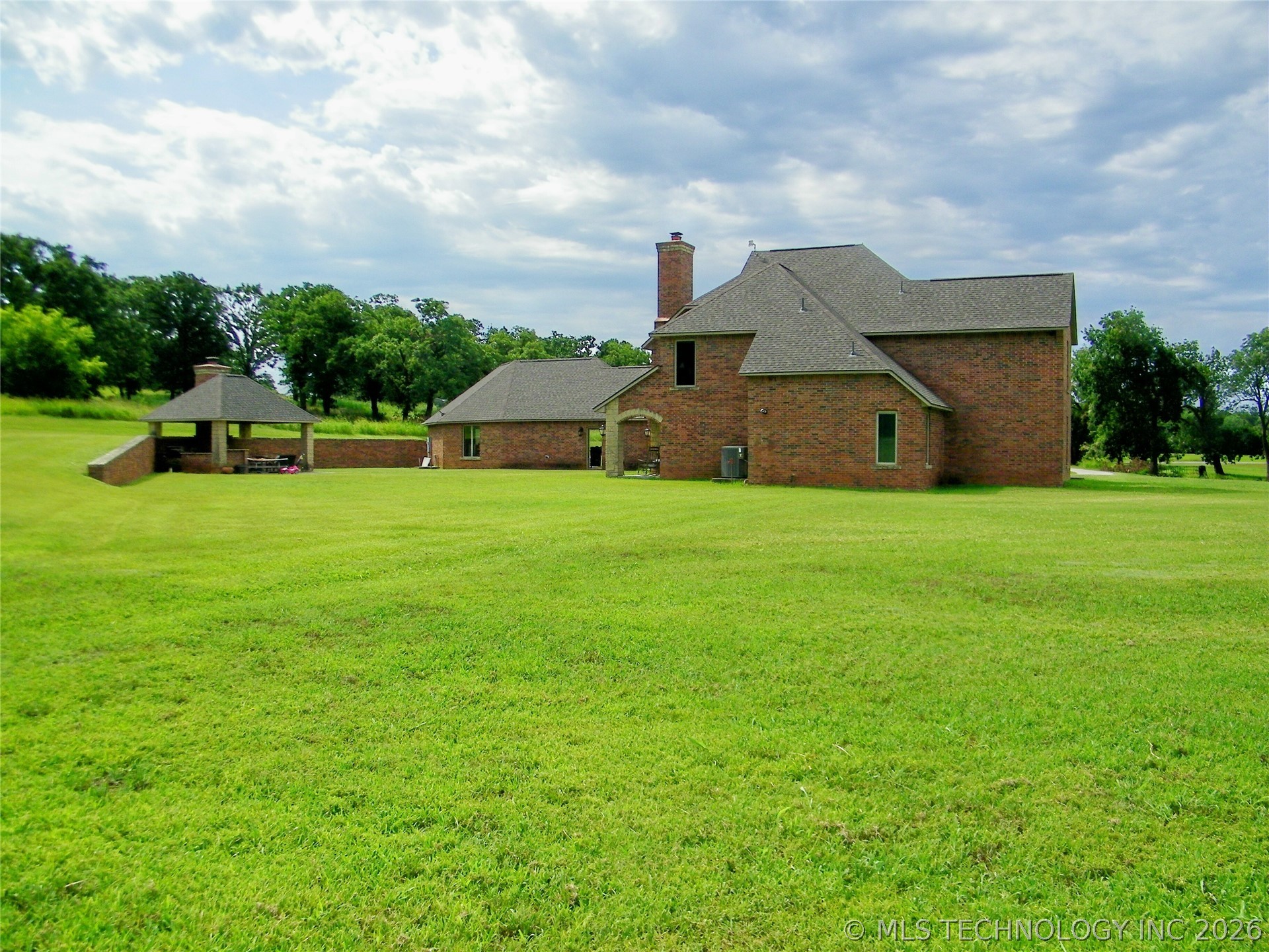 1200 Hickory Property Photo 57
