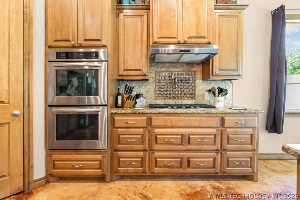108 Whitney Way Property Photo 12