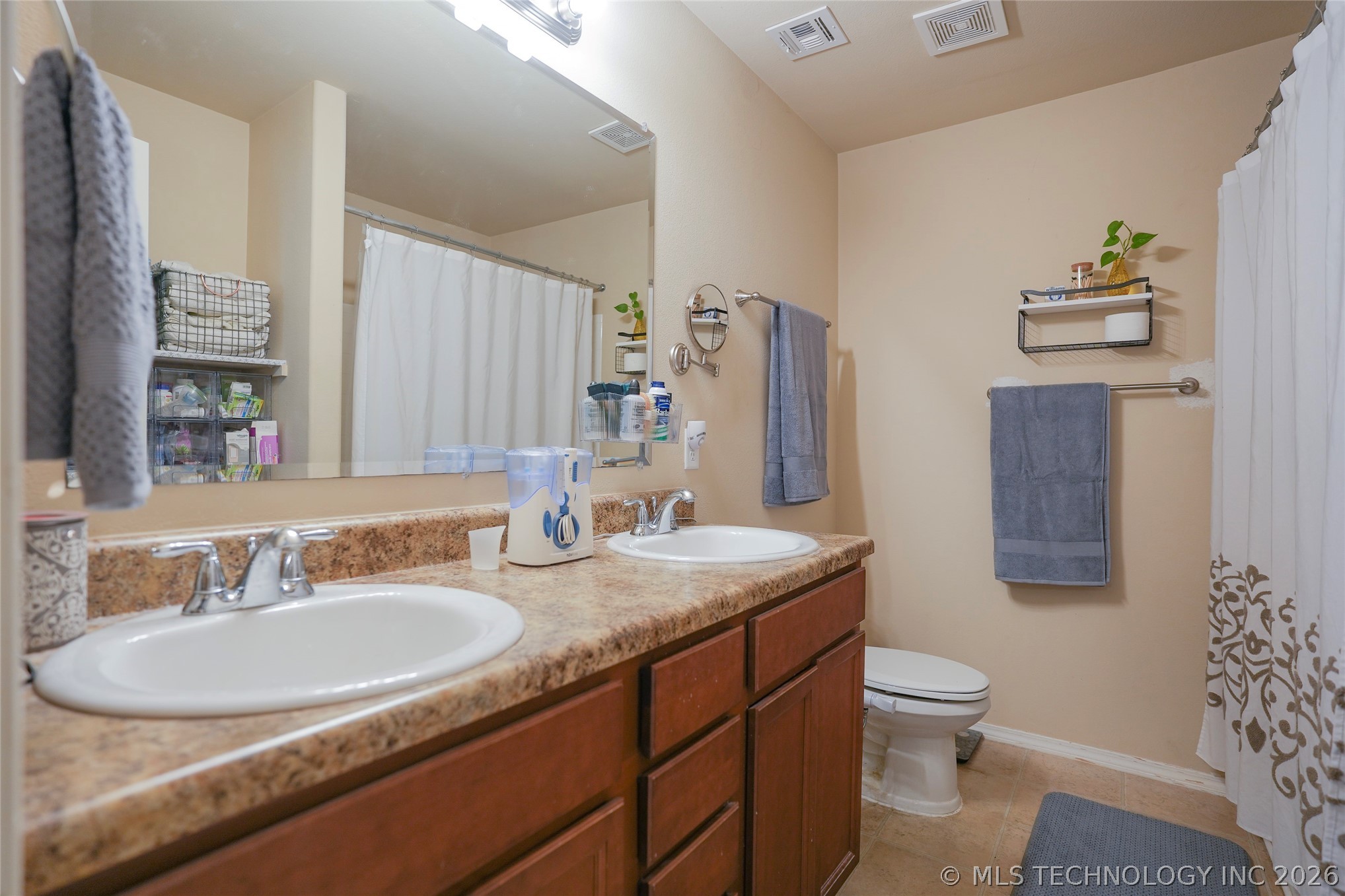 23121 S Bessie Boulevard Property Photo 16