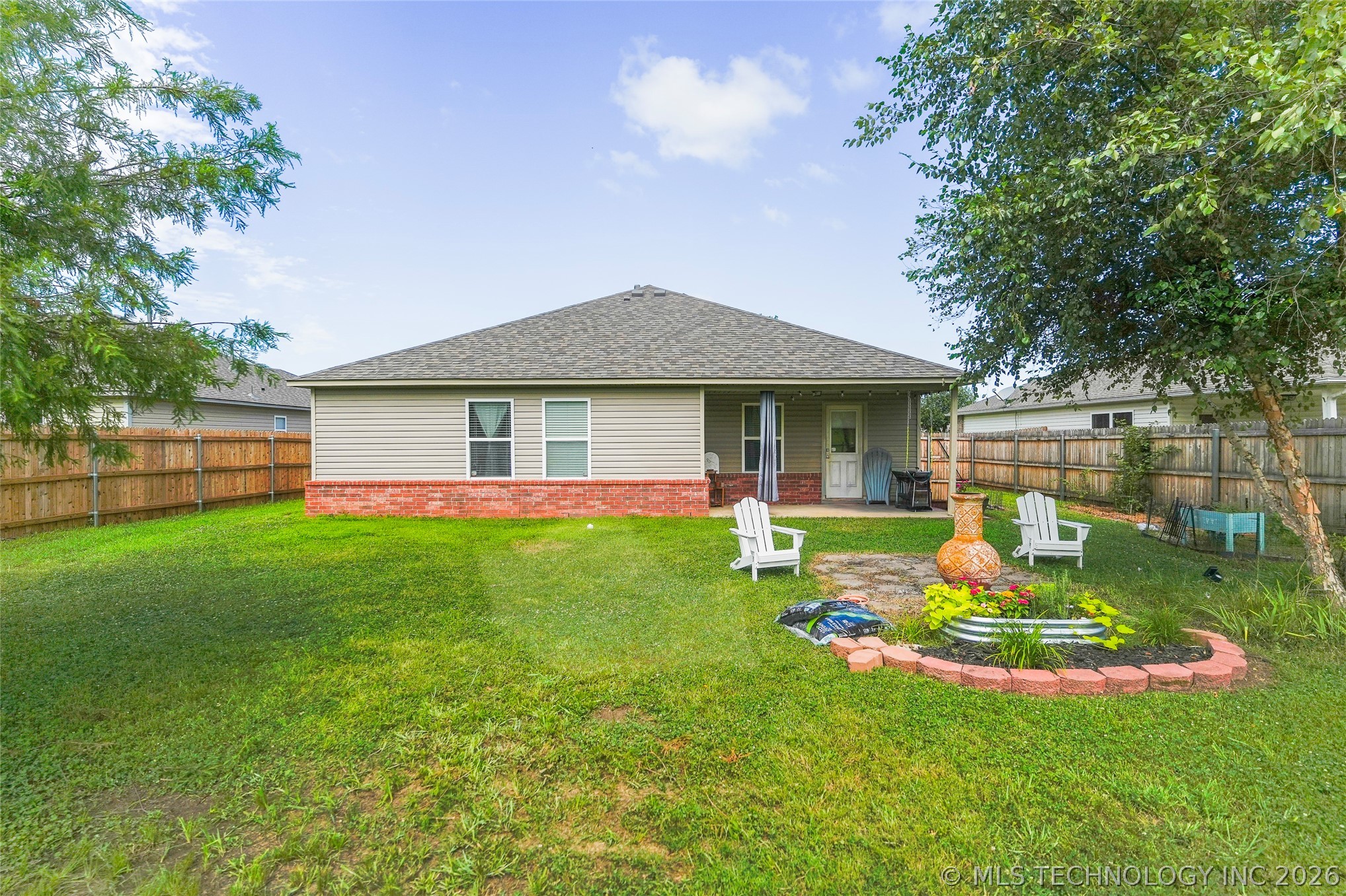 23121 S Bessie Boulevard Property Photo 28
