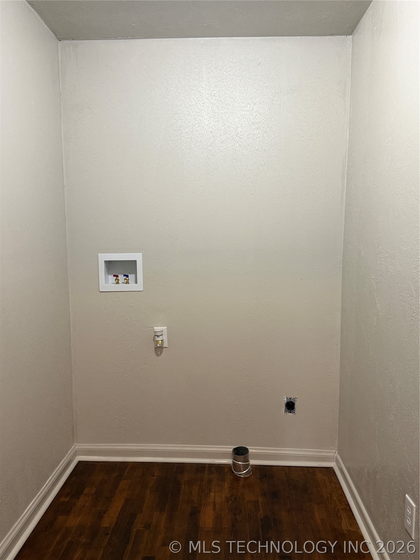 705 W Caddo Property Photo 27