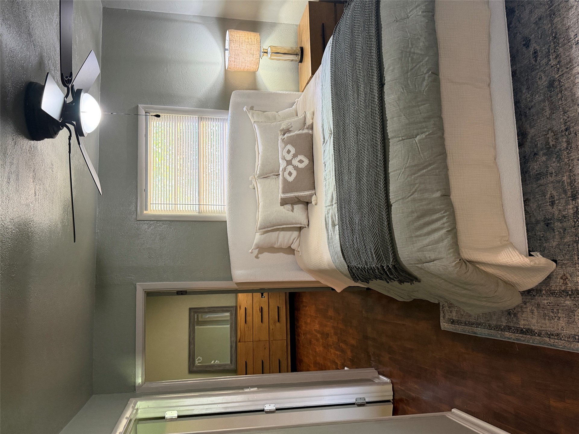 705 W Caddo Property Photo 39