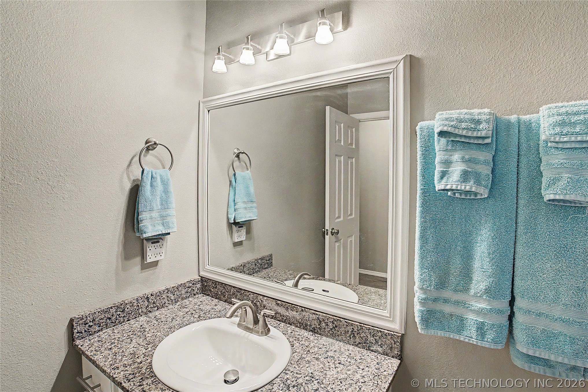 21820 W 12th Street S Property Photo 19