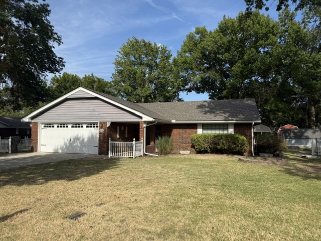 406 Beaumont Property Photo 1