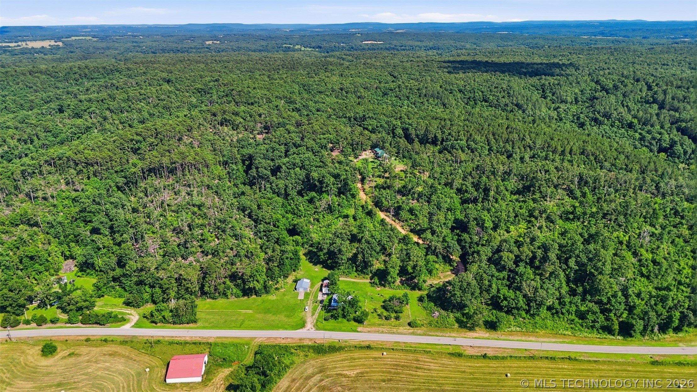 469806 62 Highway Property Photo 3