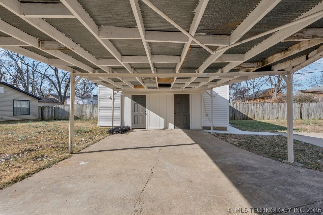 1228 S 76th East Avenue Property Photo 18