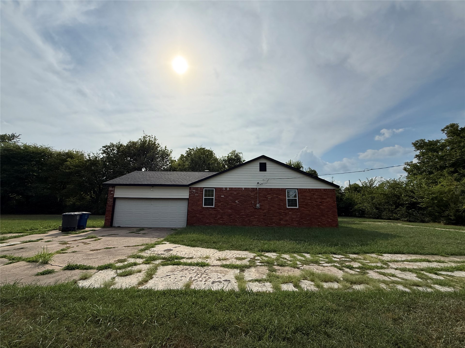 1146 E 50th Place North N Property Photo 4