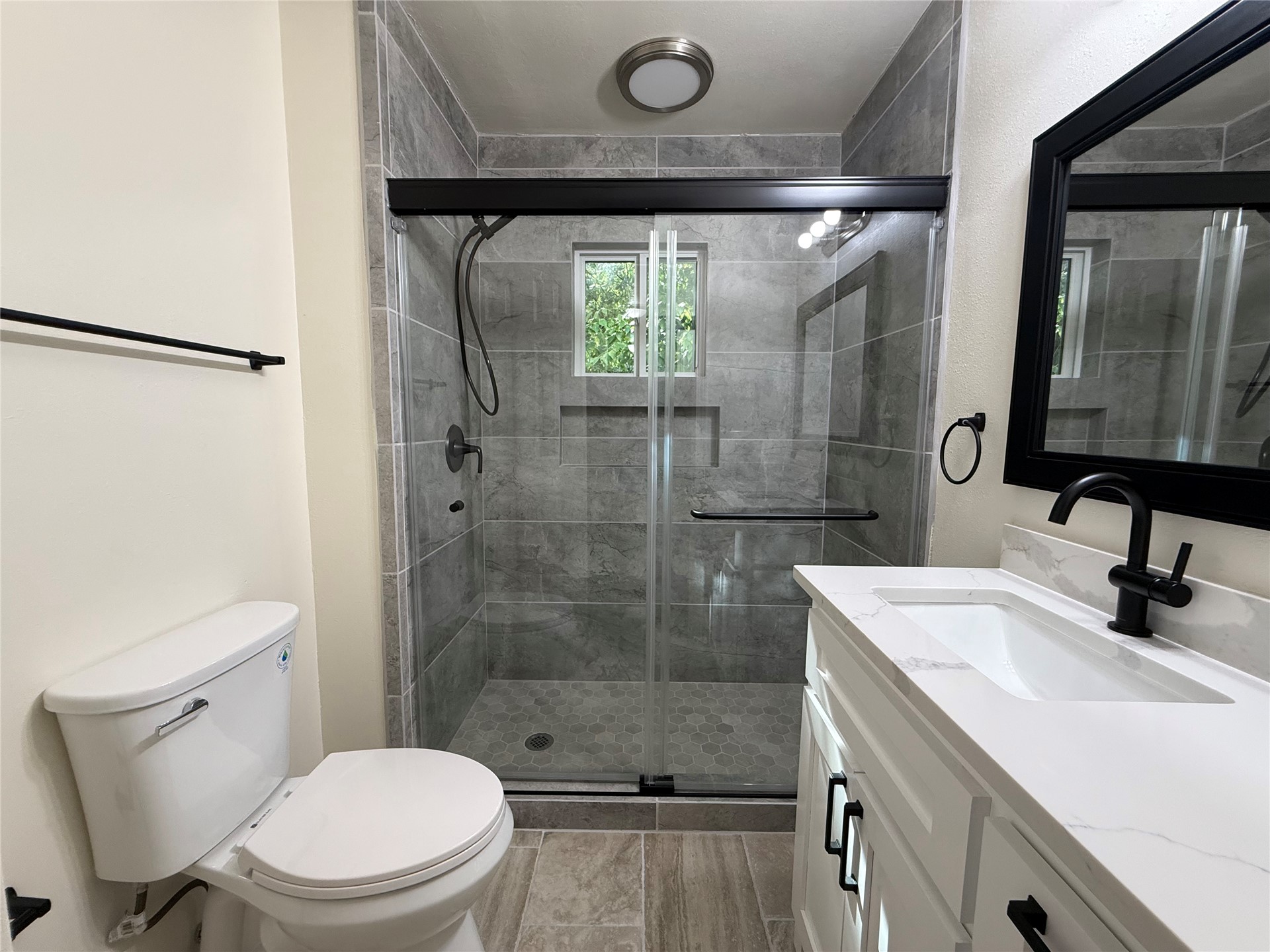 1146 E 50th Place North N Property Photo 16