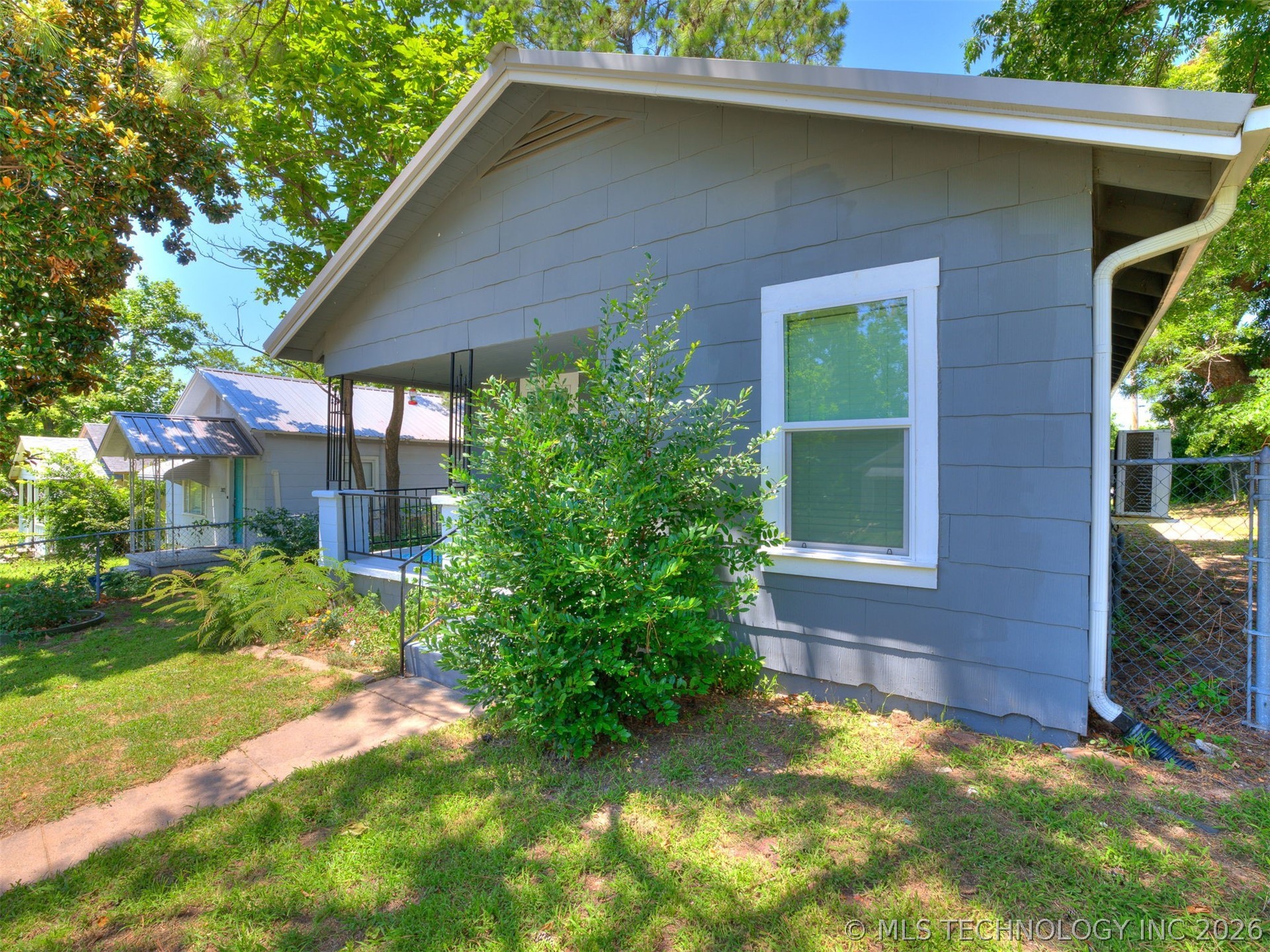 306 N Grant Avenue Property Photo 6