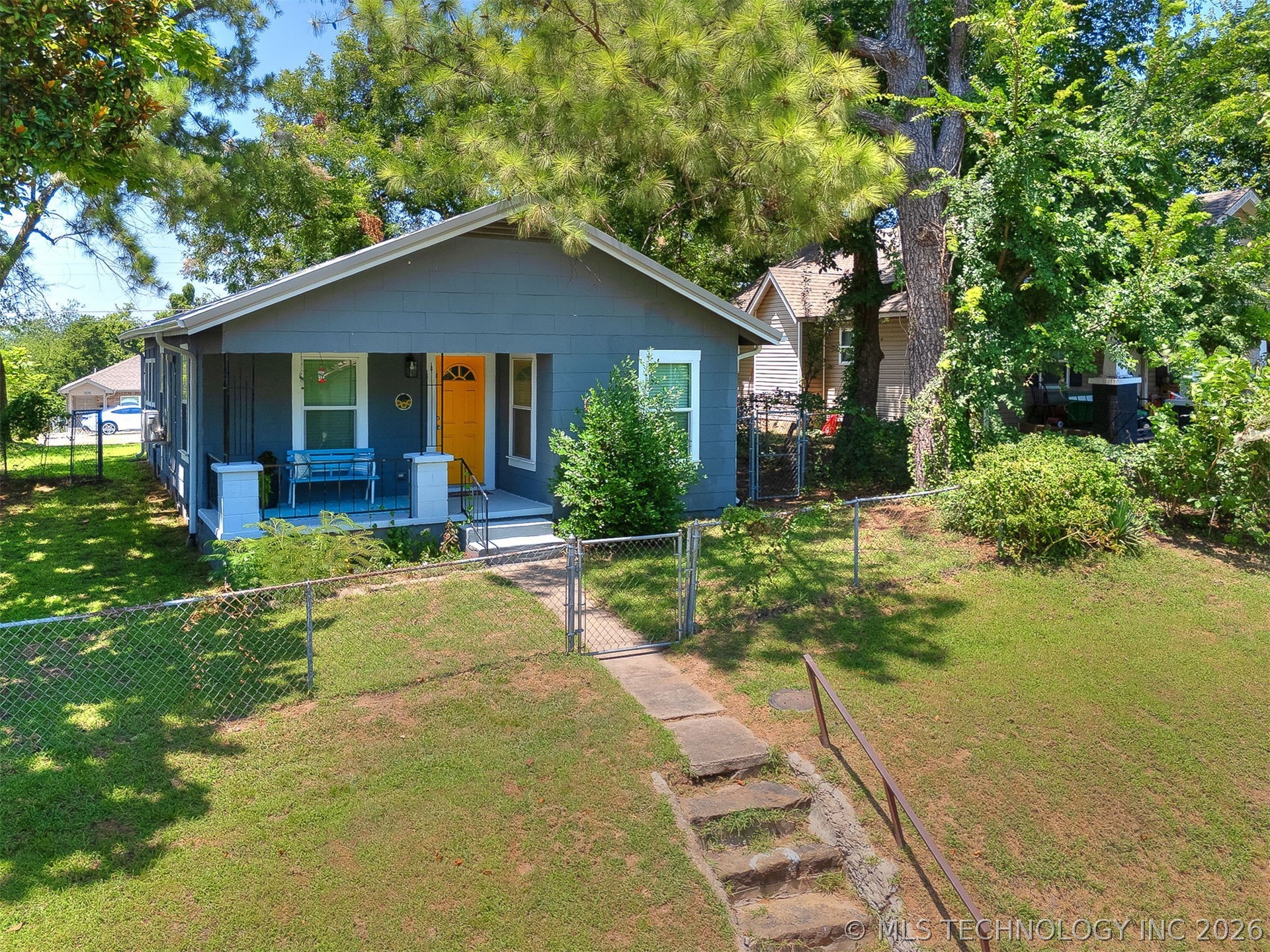 306 N Grant Avenue Property Photo 9