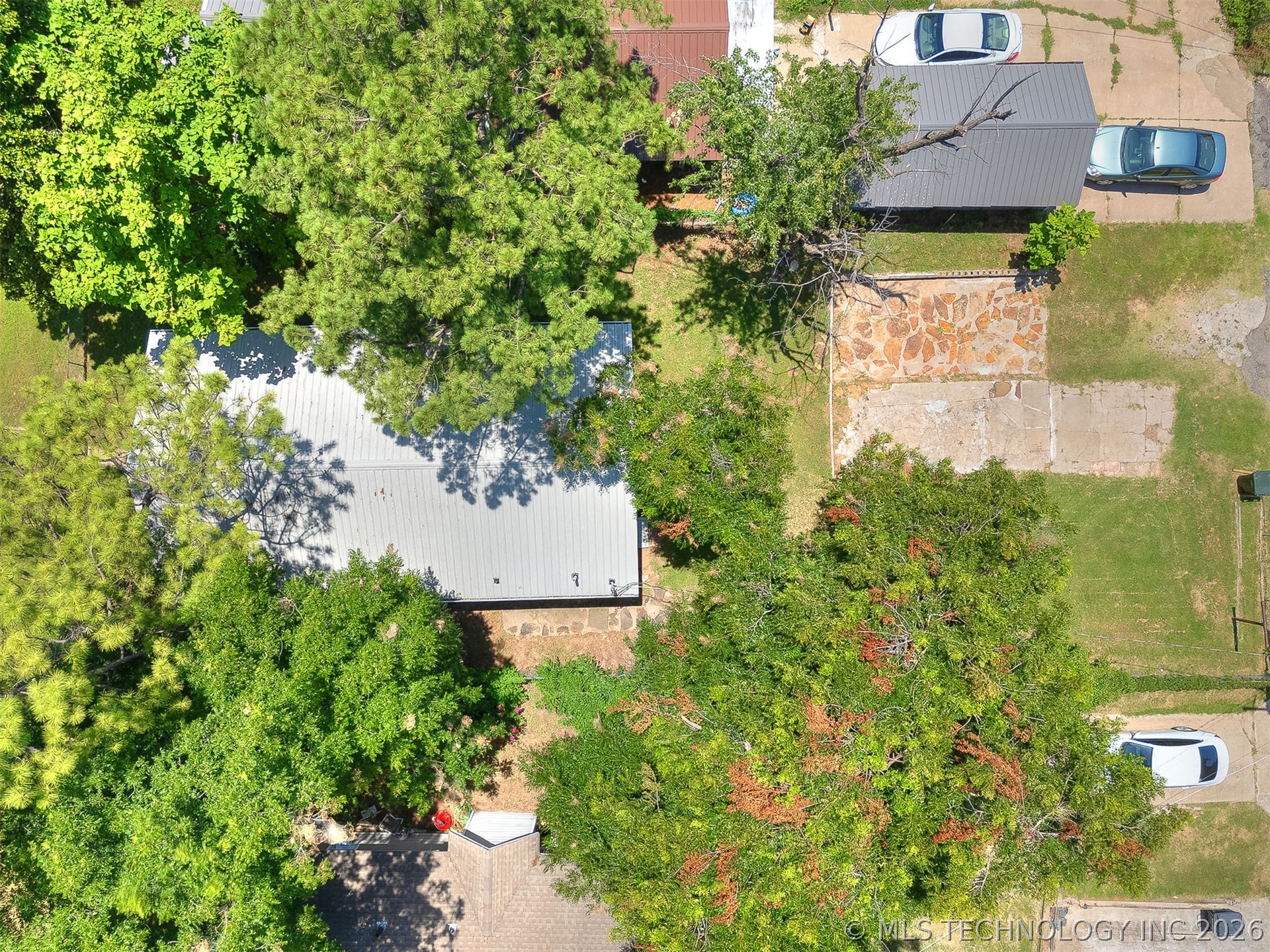 306 N Grant Avenue Property Photo 15