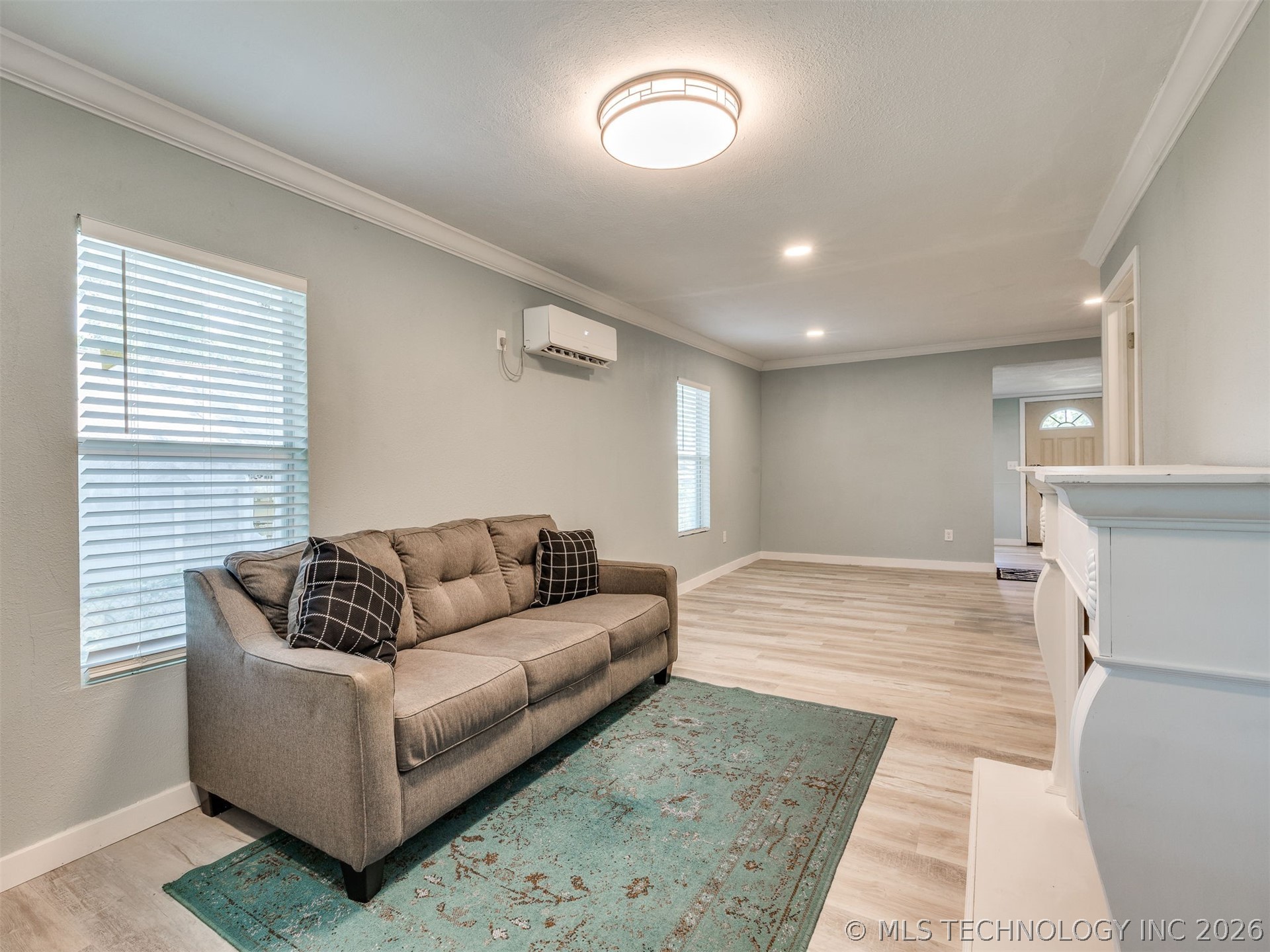 306 N Grant Avenue Property Photo 23