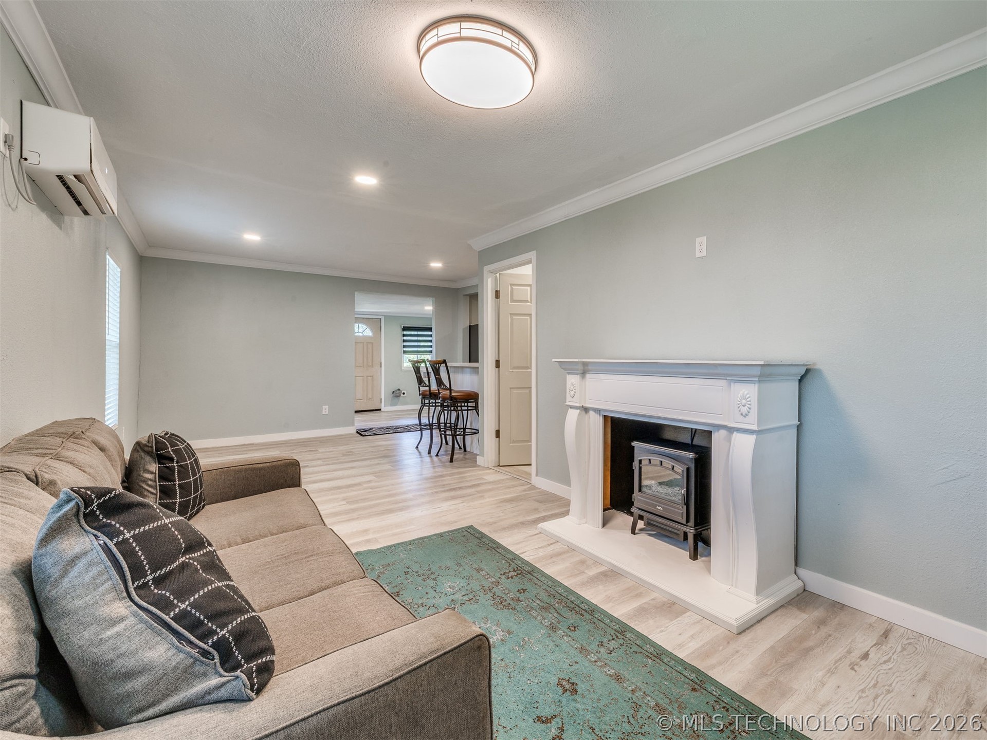 306 N Grant Avenue Property Photo 24
