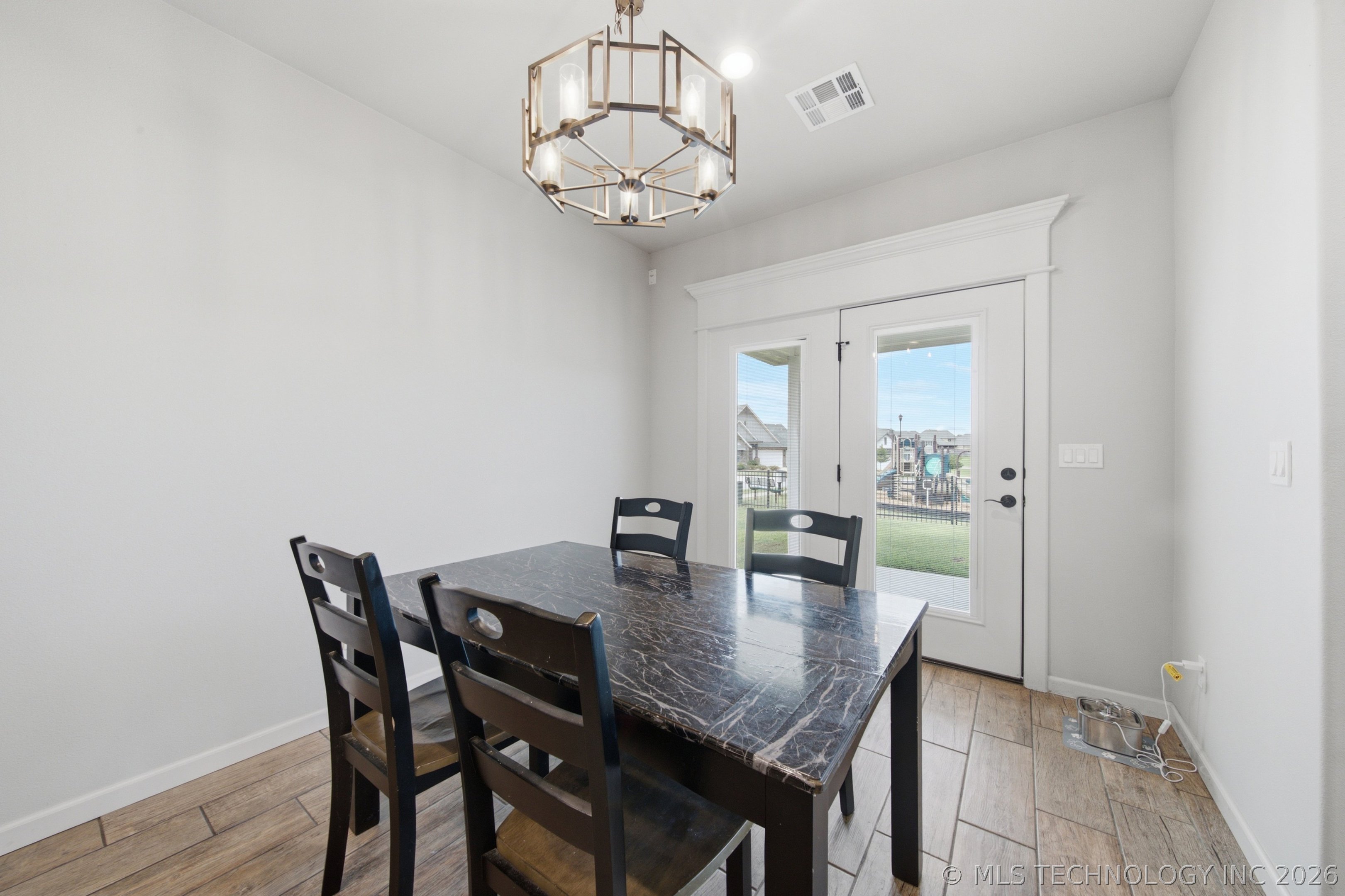 12598 S 6th Street Property Photo 13