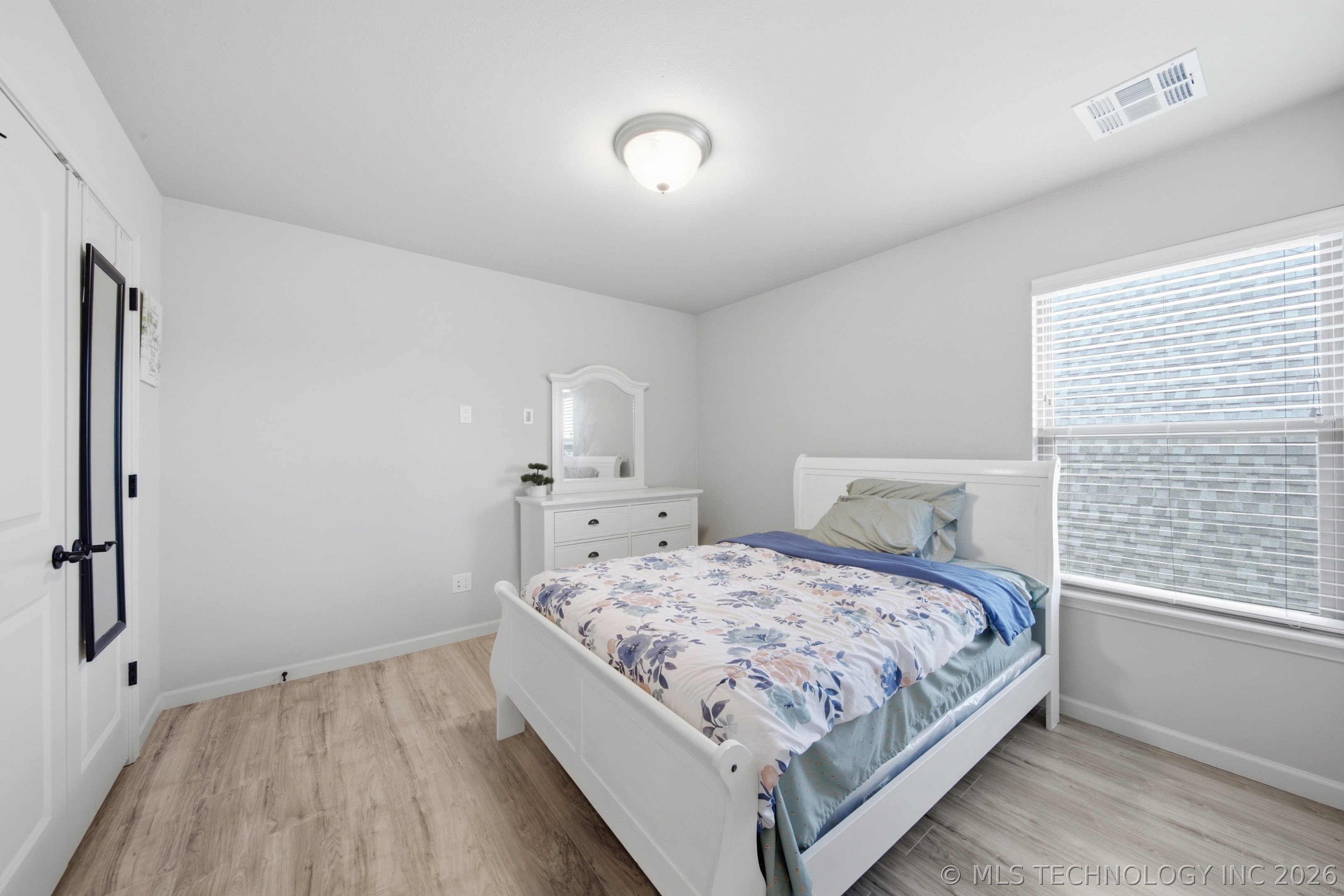 12598 S 6th Street Property Photo 25