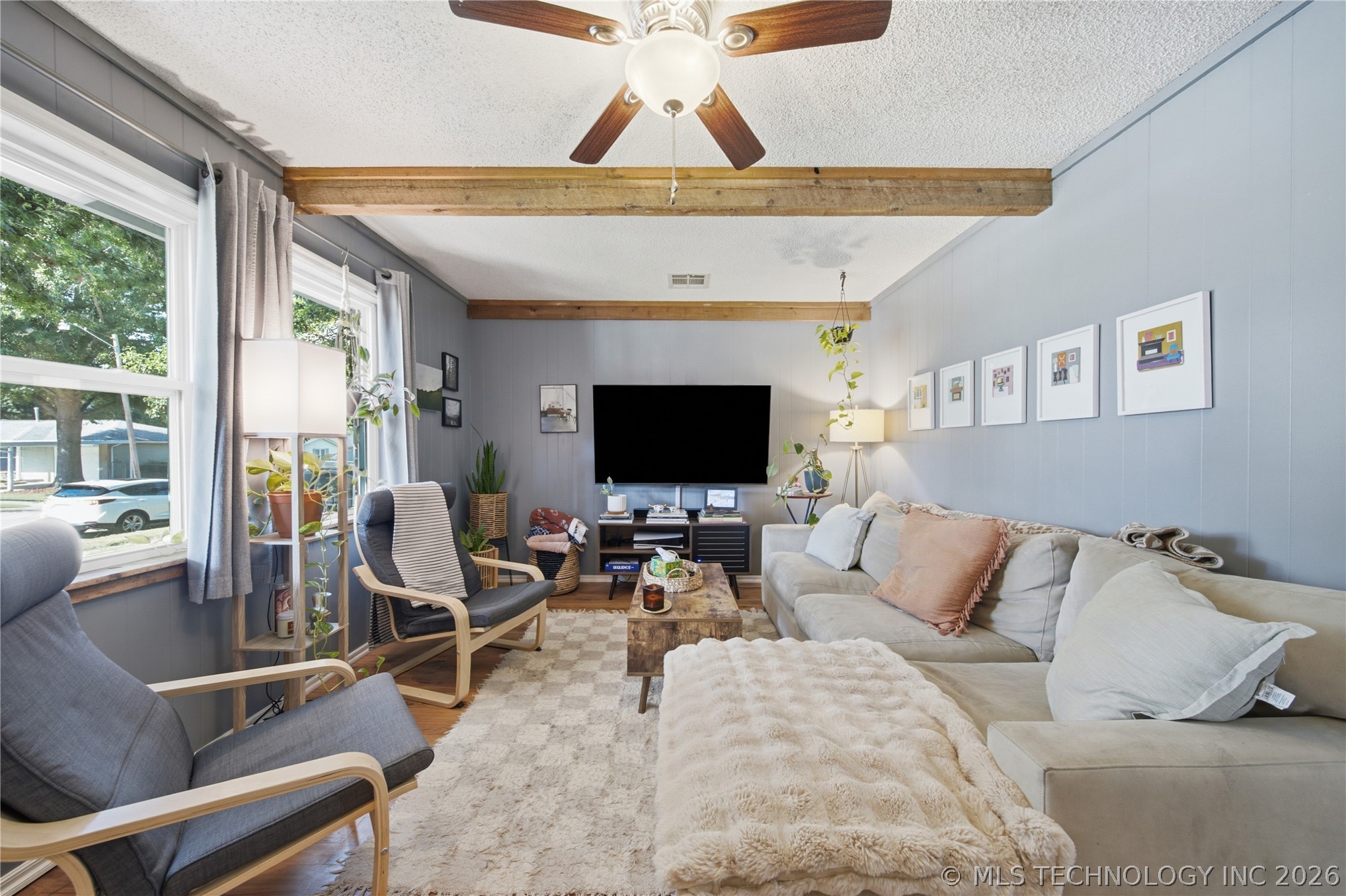 16303 E 1st Street Property Photo 6