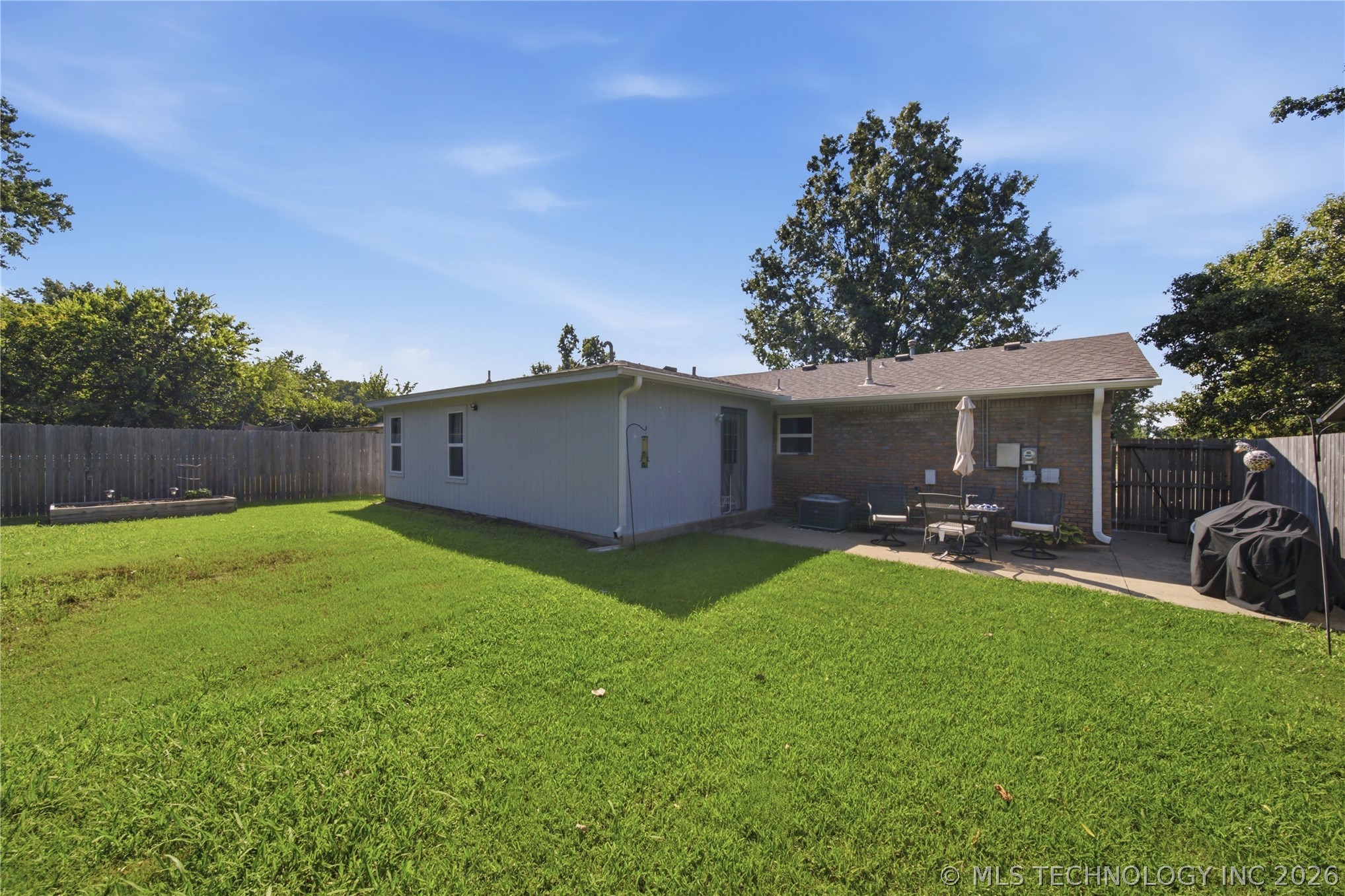 16303 E 1st Street Property Photo 26