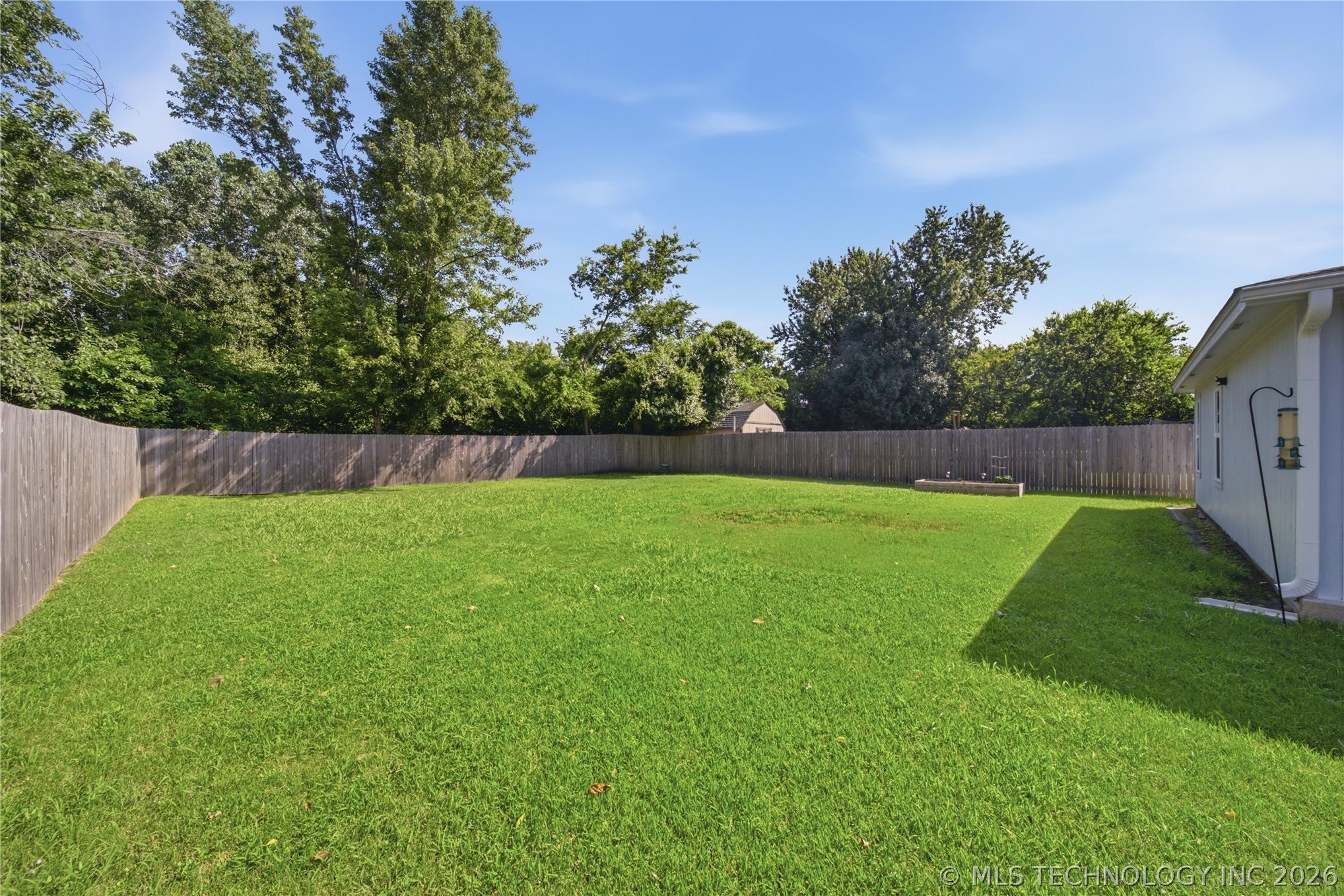16303 E 1st Street Property Photo 27