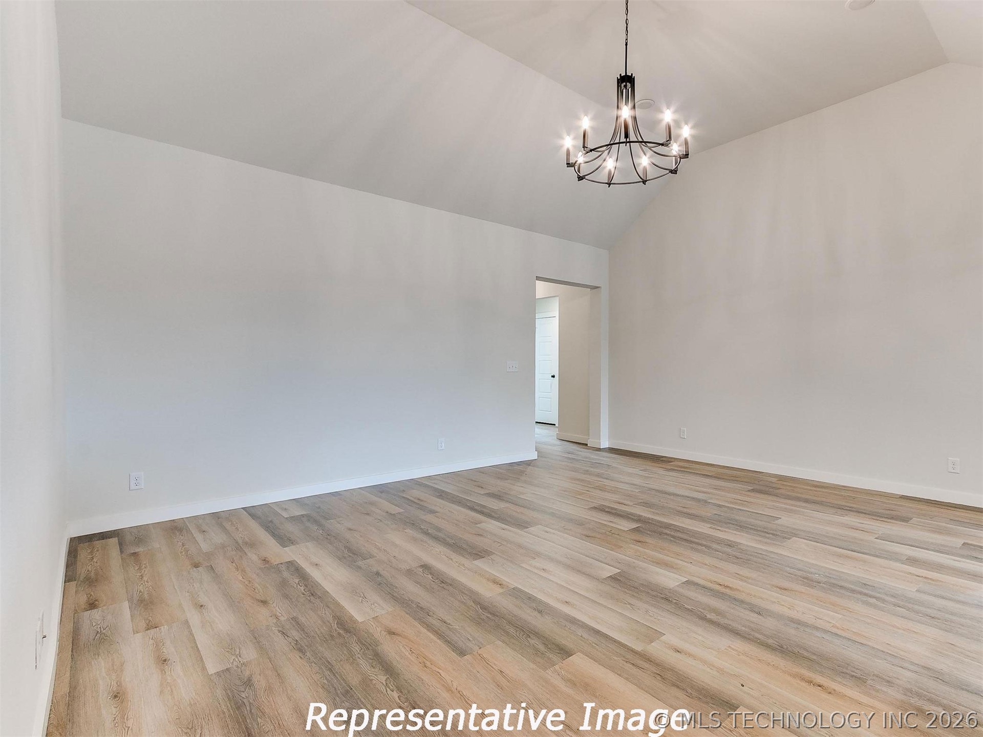 7617 E 89th Street North Property Photo 11